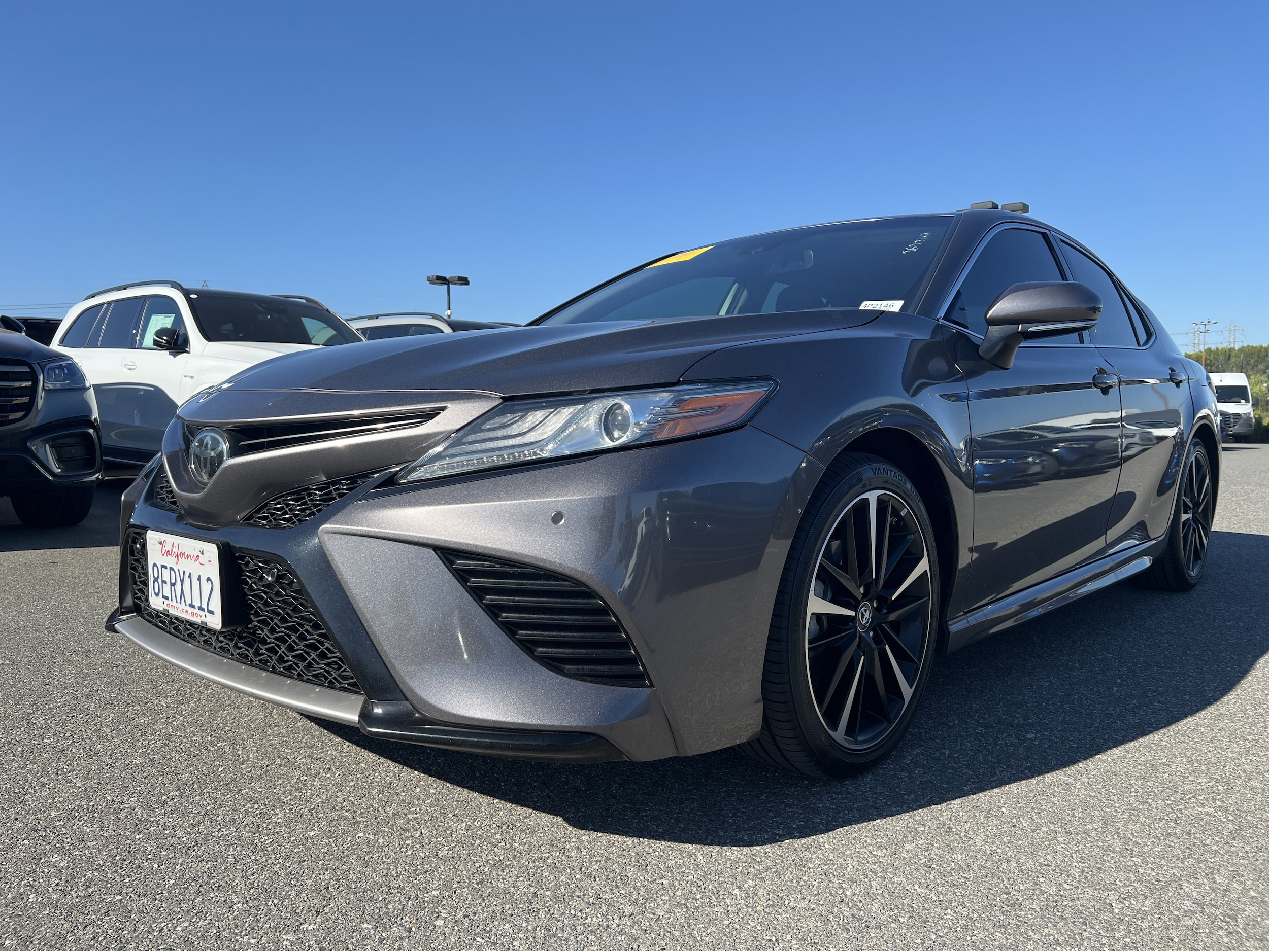 2018 Toyota Camry XSE photo 2