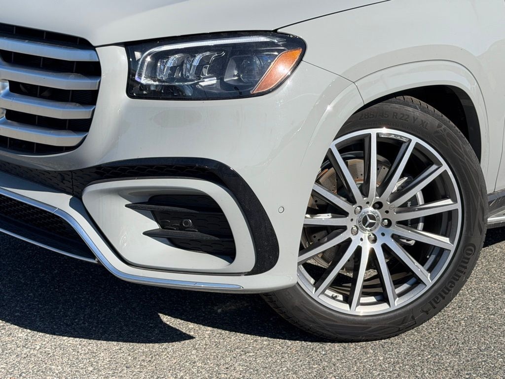 New 2026 Mercedes-Benz GLS 580 SUV
