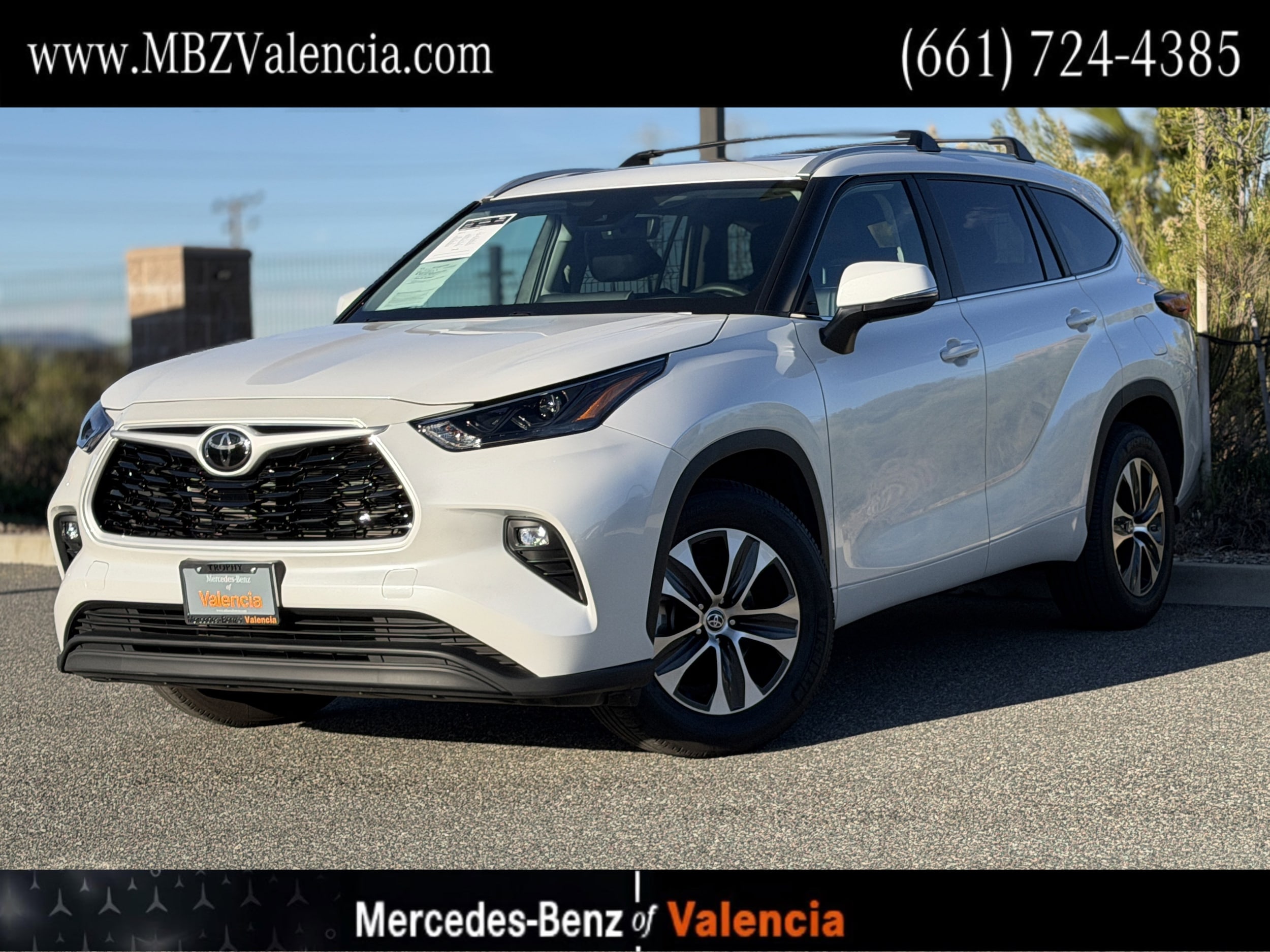2024 Toyota Highlander XLE's photo