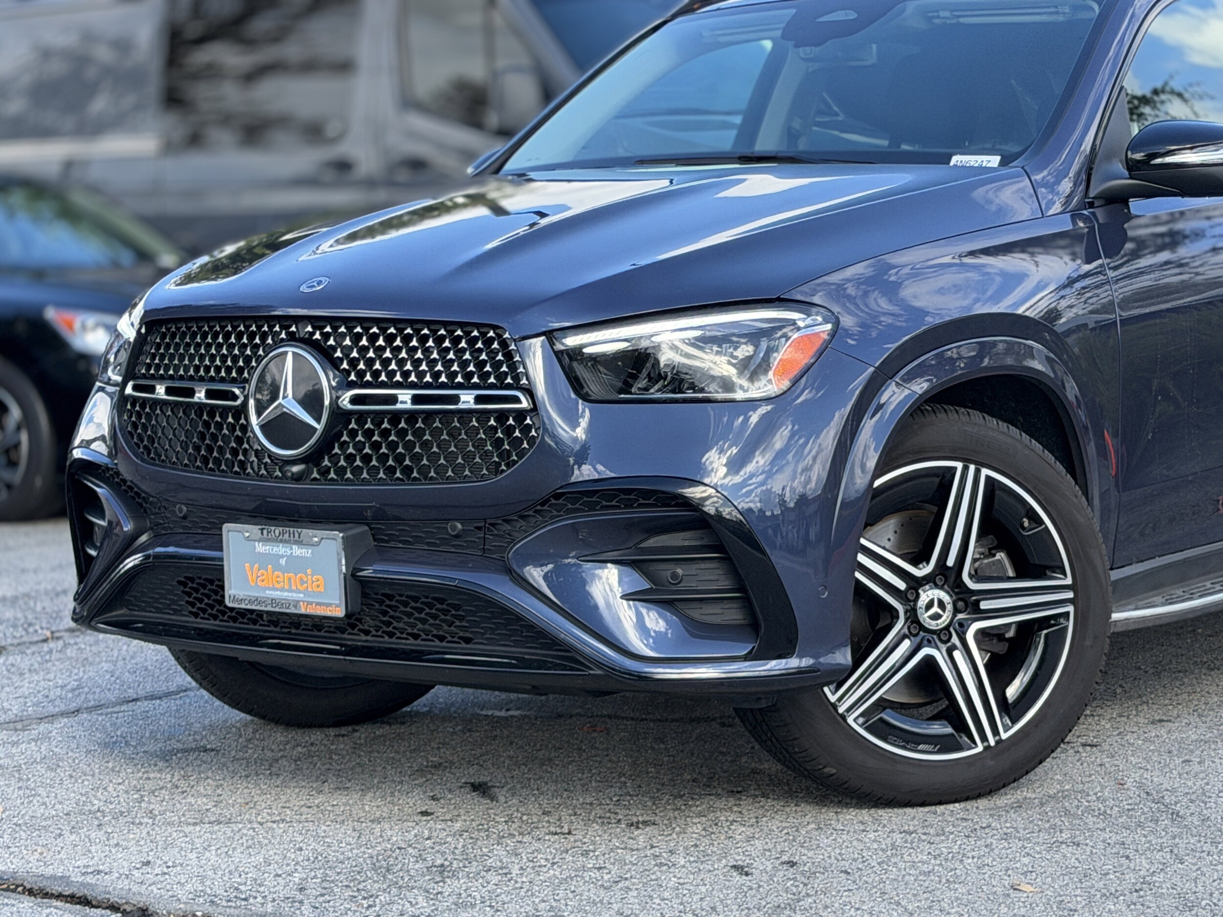 2025 Mercedes Benz GLE 350 4MATIC photo 2
