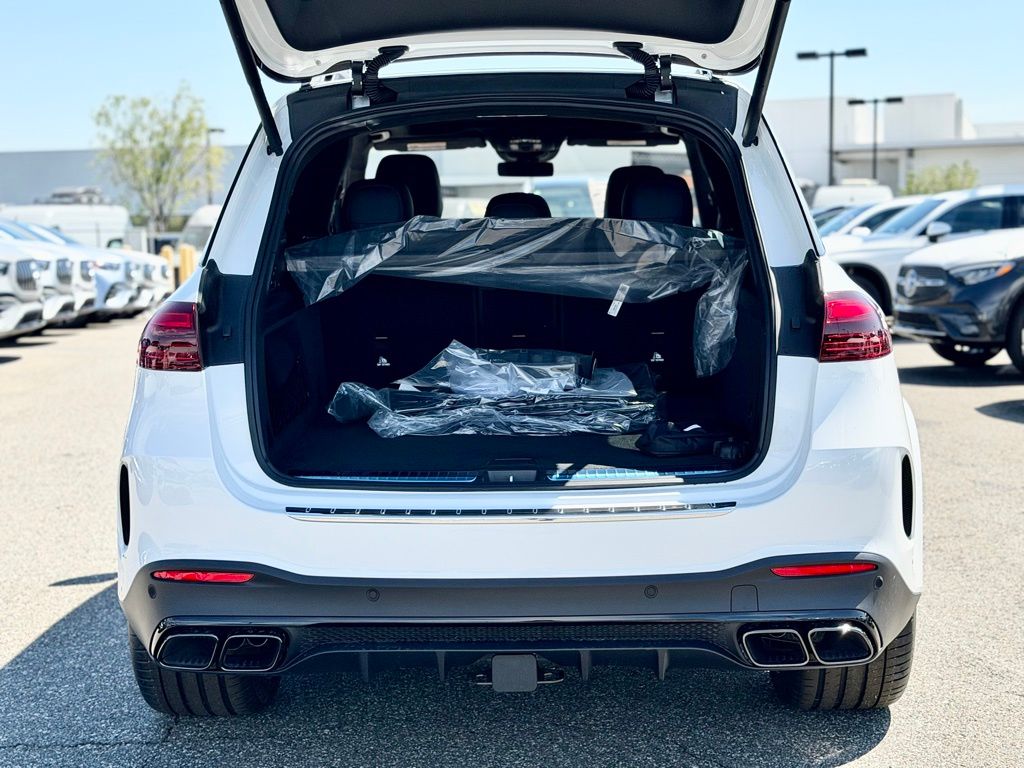2026 Mercedes-Benz GLE AMG GLE63 S - Photo 13