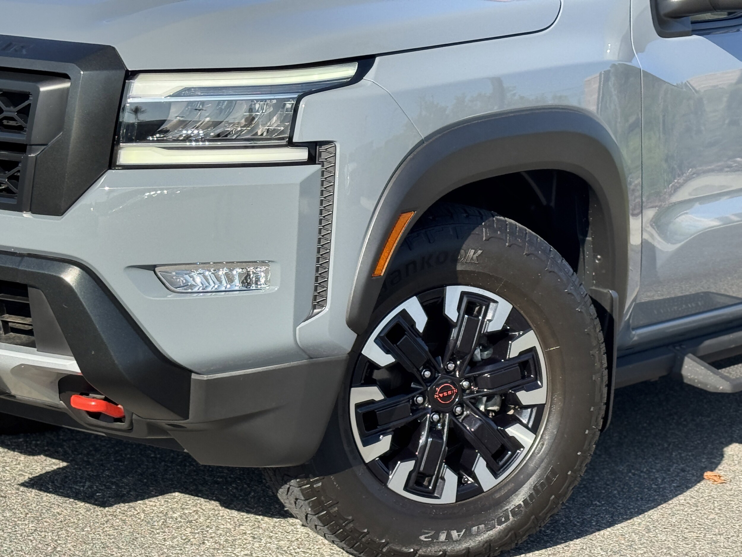 2023 Nissan Frontier PRO-X photo 4