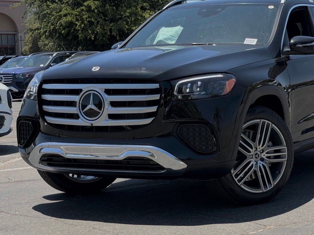 New 2026 Mercedes-Benz GLS 450 SUV