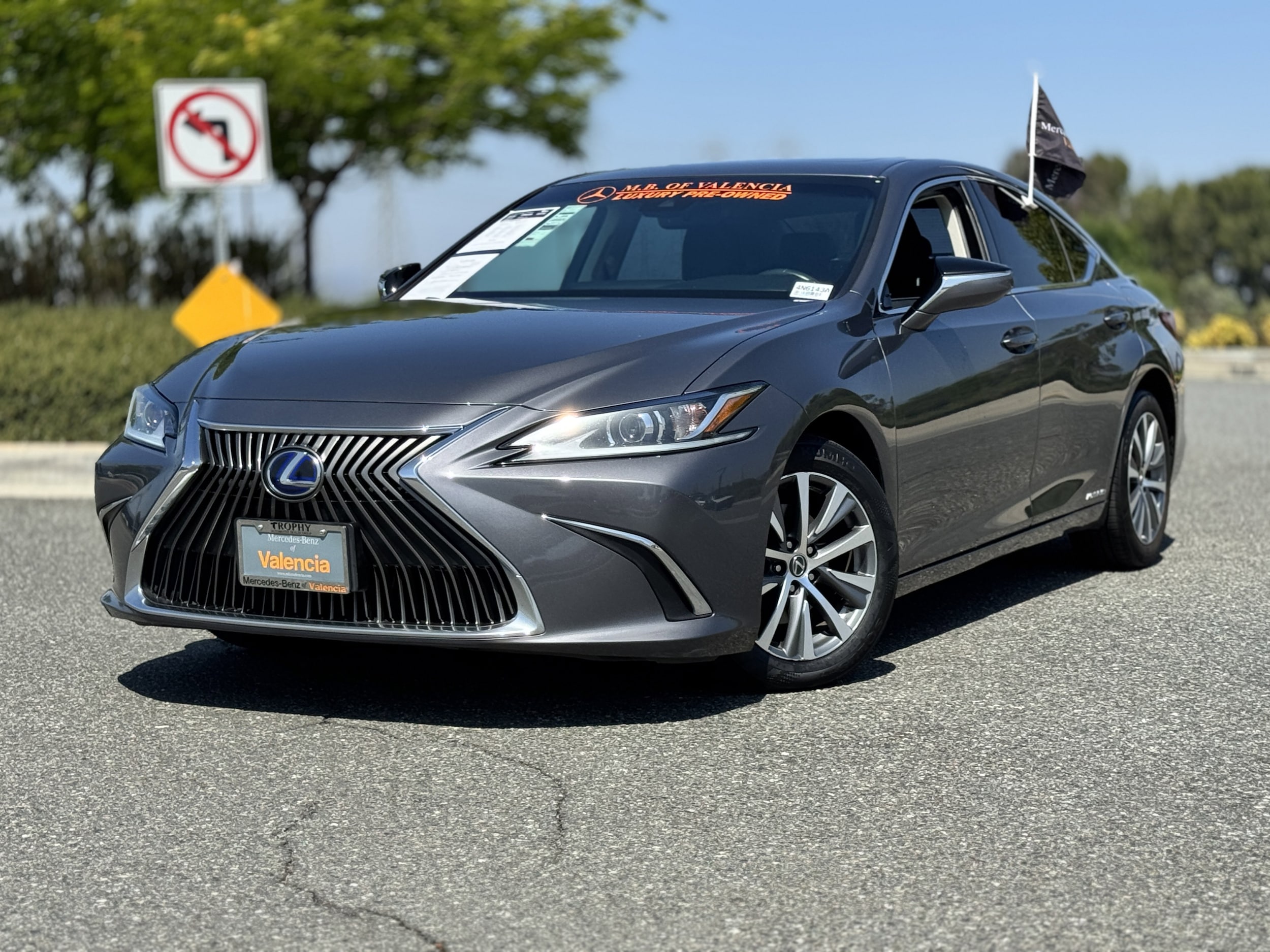 Used 2021 Lexus ES Hybrid 300h with VIN 58ACA1C13MU002056 for sale in Santa Clarita, CA