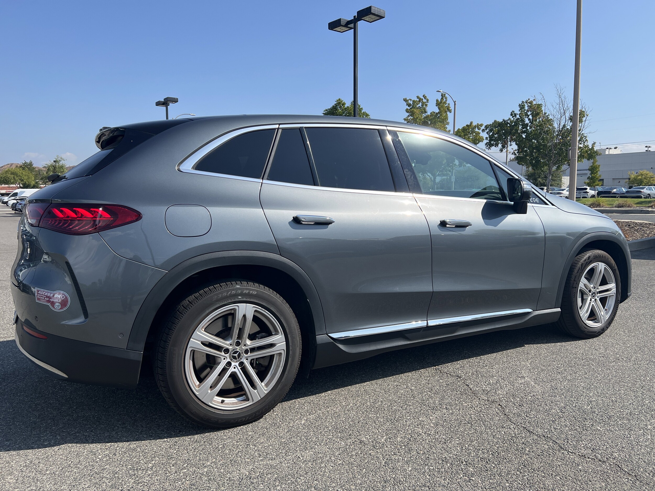 2023 Mercedes Benz EQE SUV 350 photo 4