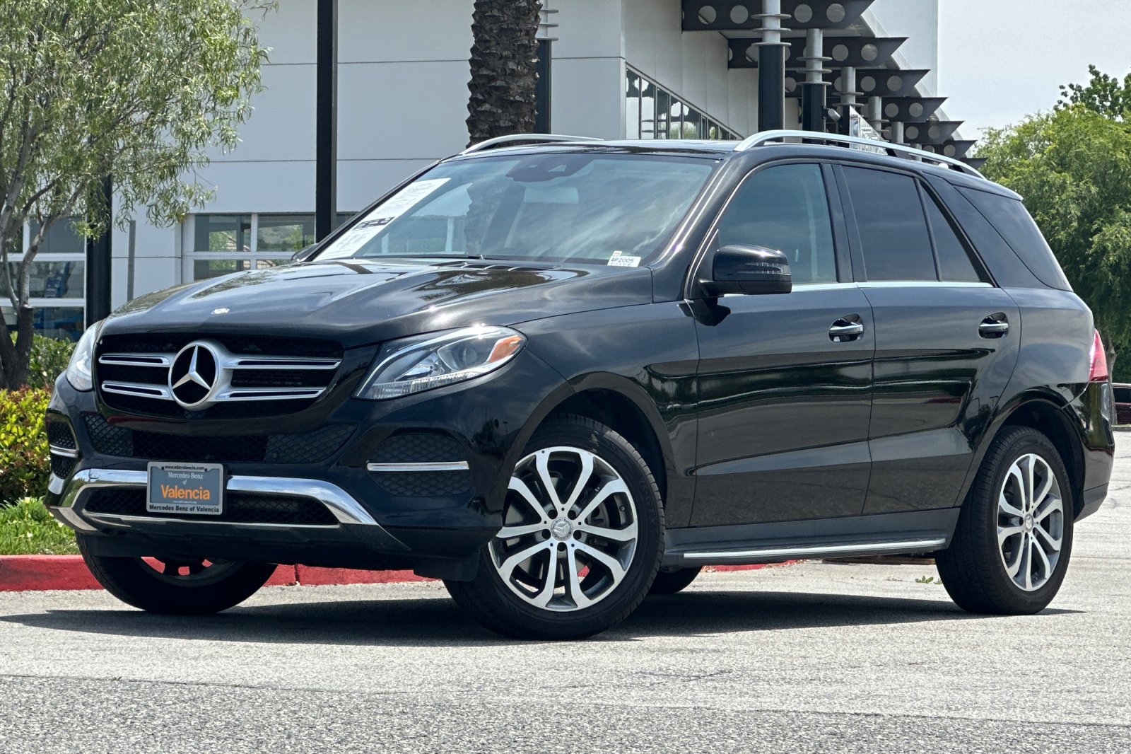 Used 2016 Mercedes-Benz GLE-Class GLE350 with VIN 4JGDA5HB9GA653038 for sale in Santa Clarita, CA