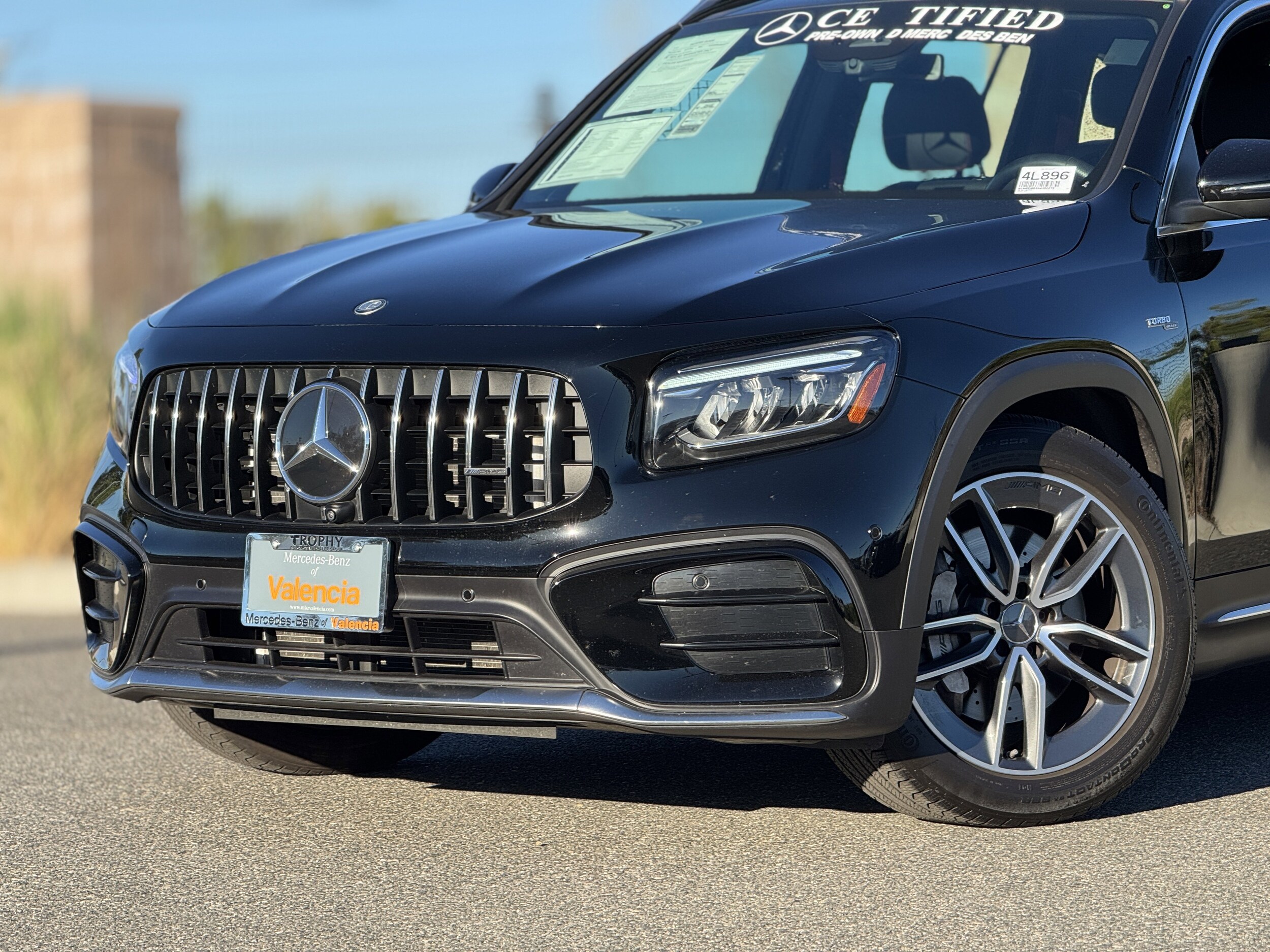 2025 Mercedes Benz GLB 35 photo 3