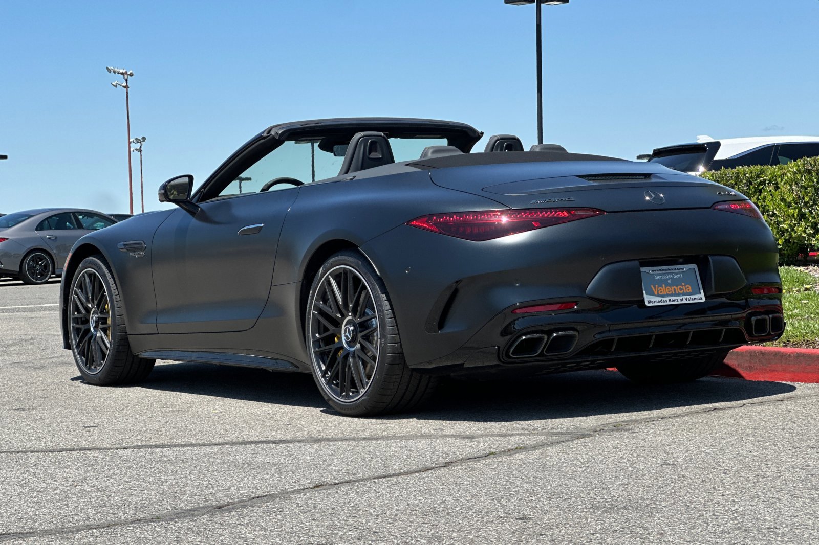 2025 Mercedes Benz SL AMG 63 photo 4