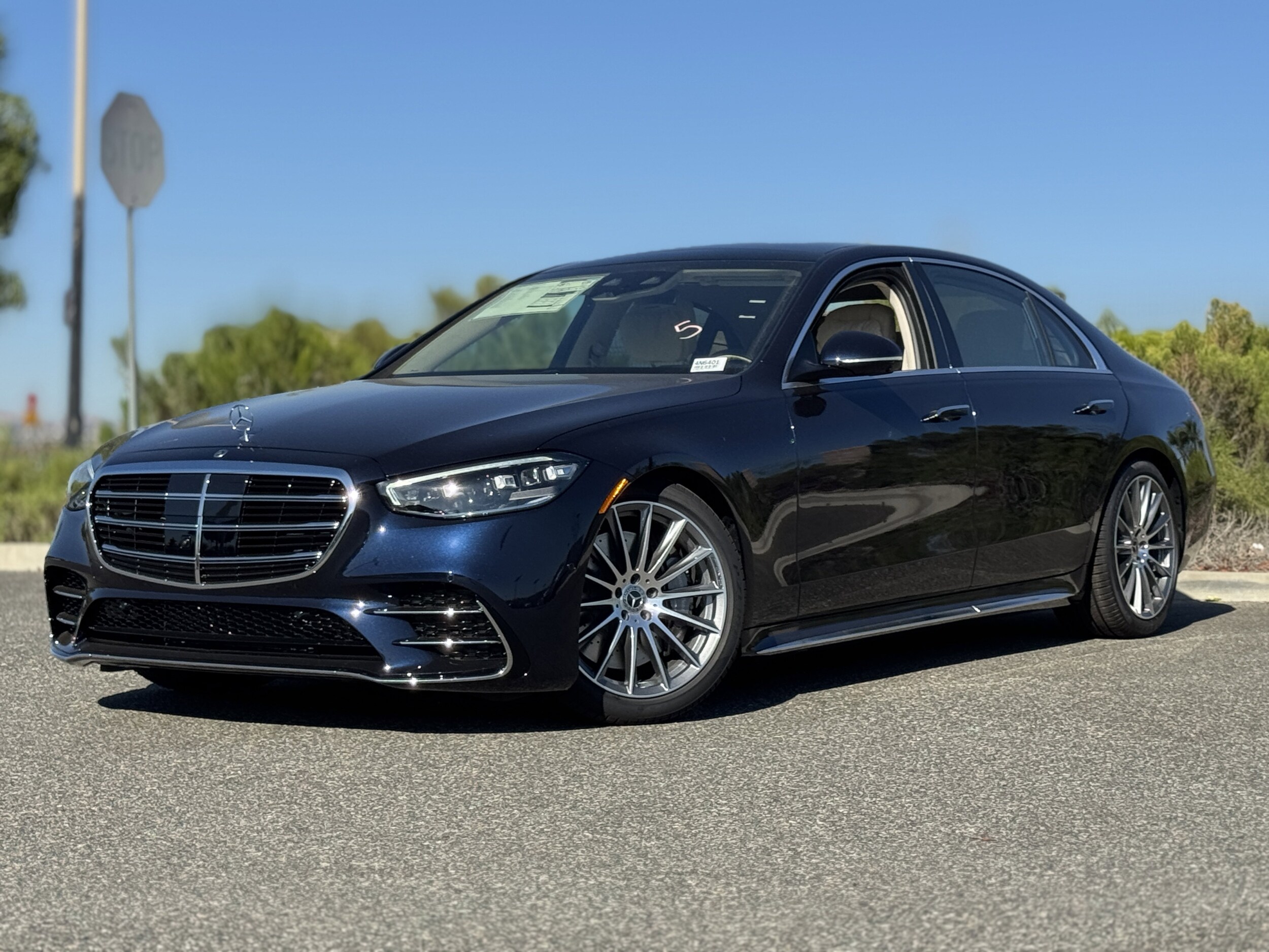 2026 Mercedes Benz S 580 Hybrid photo 2