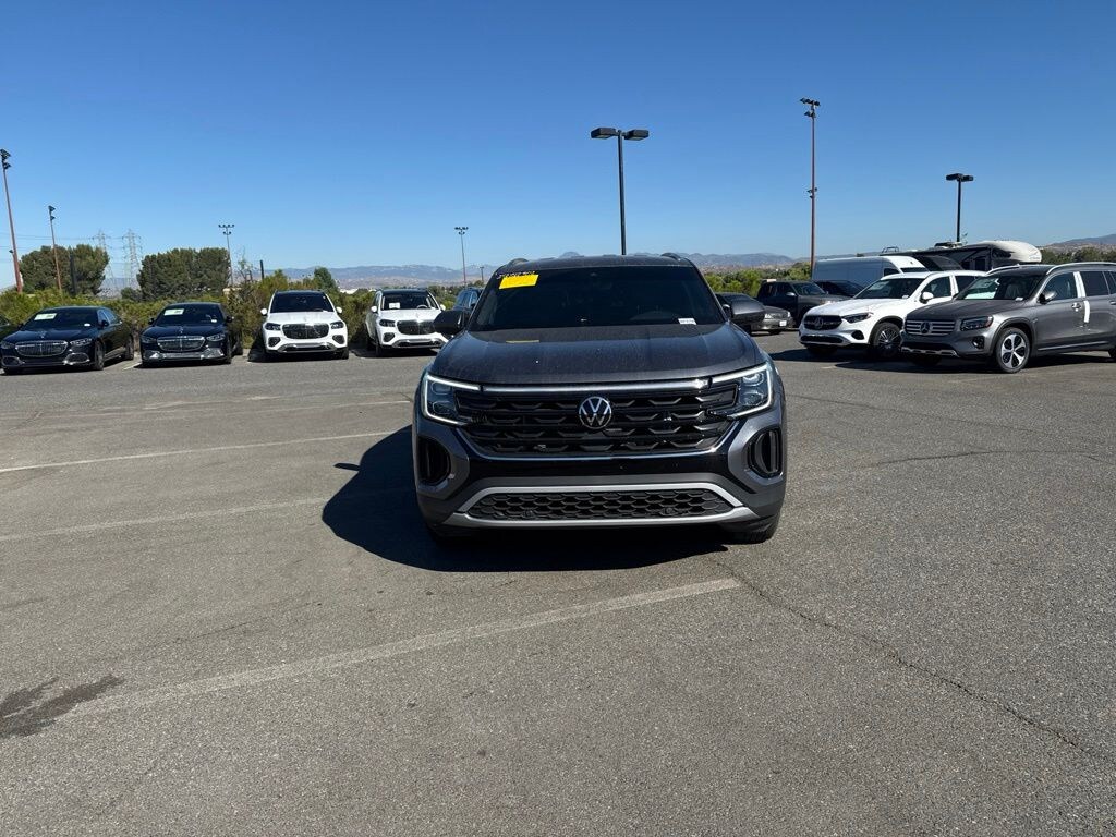 Used 2024 Volkswagen Atlas Cross Sport 2.0T SE SUV