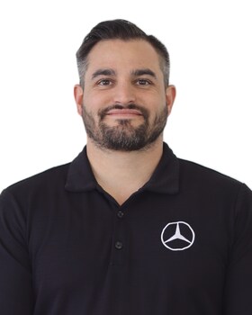 Staff member Derek Googe from 2f96e345afa8