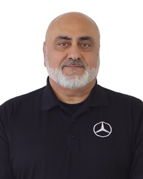 Staff member Chris Torosyan from ID_310f7e126c7c