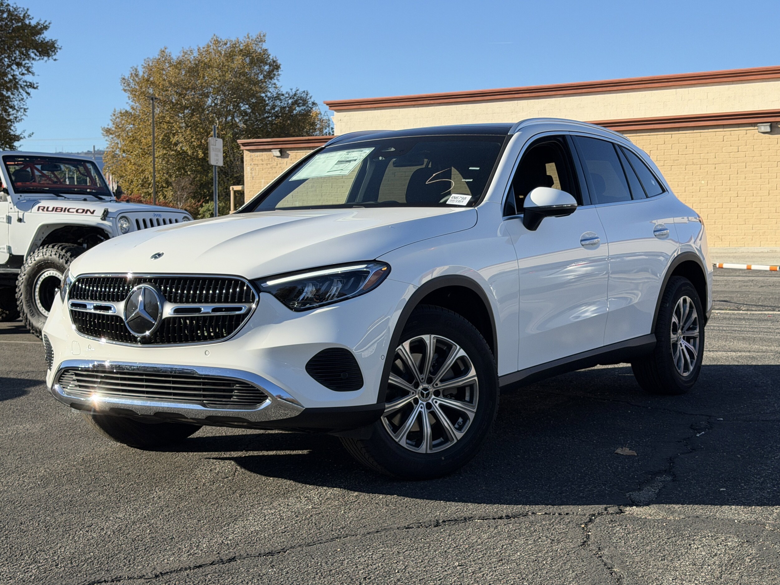 2026 Mercedes Benz GLC 300 4MATIC photo 2