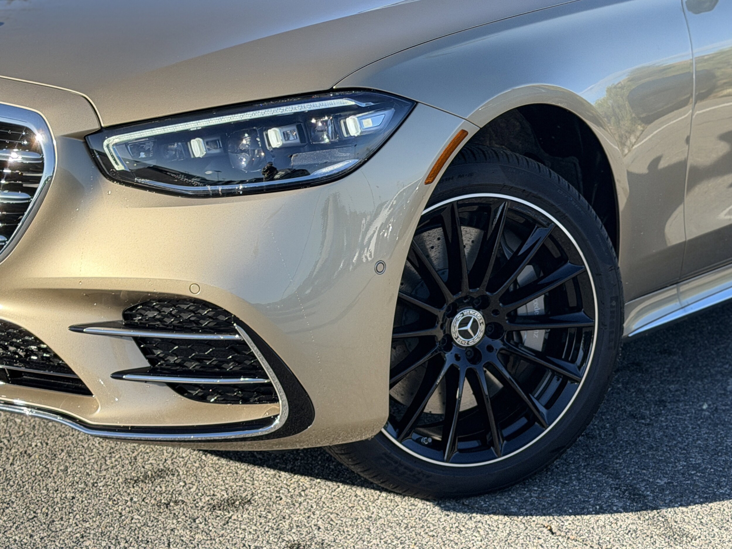 2026 Mercedes Benz S 580 4MATIC photo 4