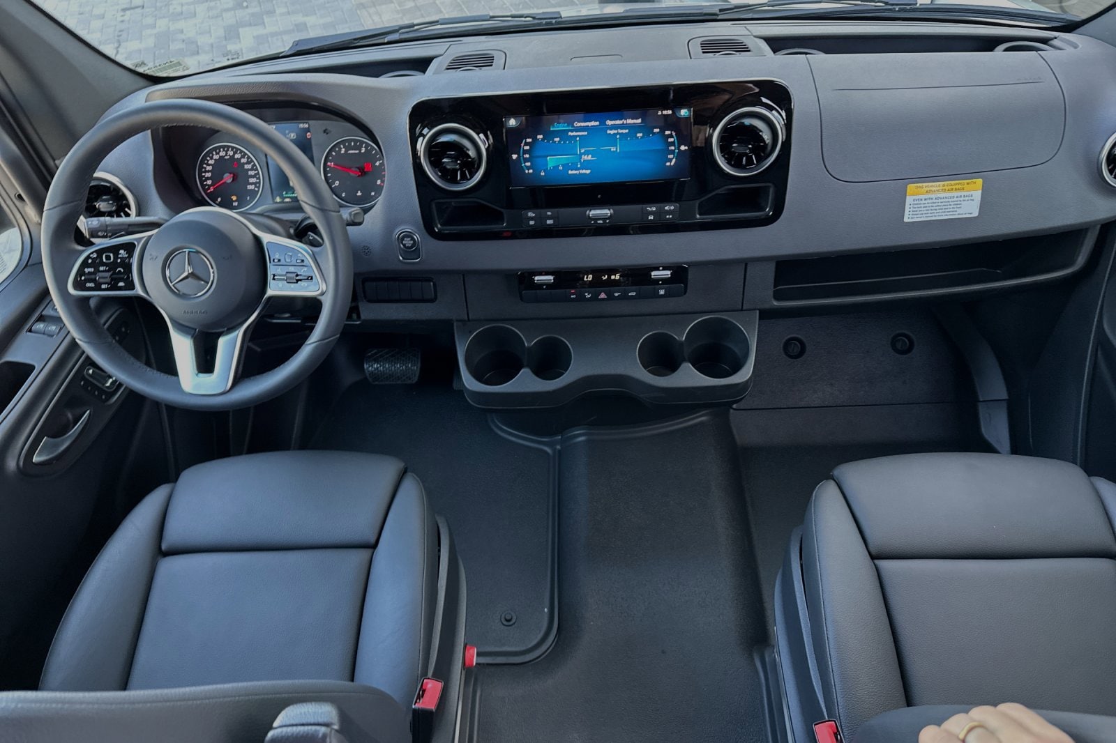 New 2023 Mercedes-Benz Sprinter 2500 Standard Roof 4-Cyl