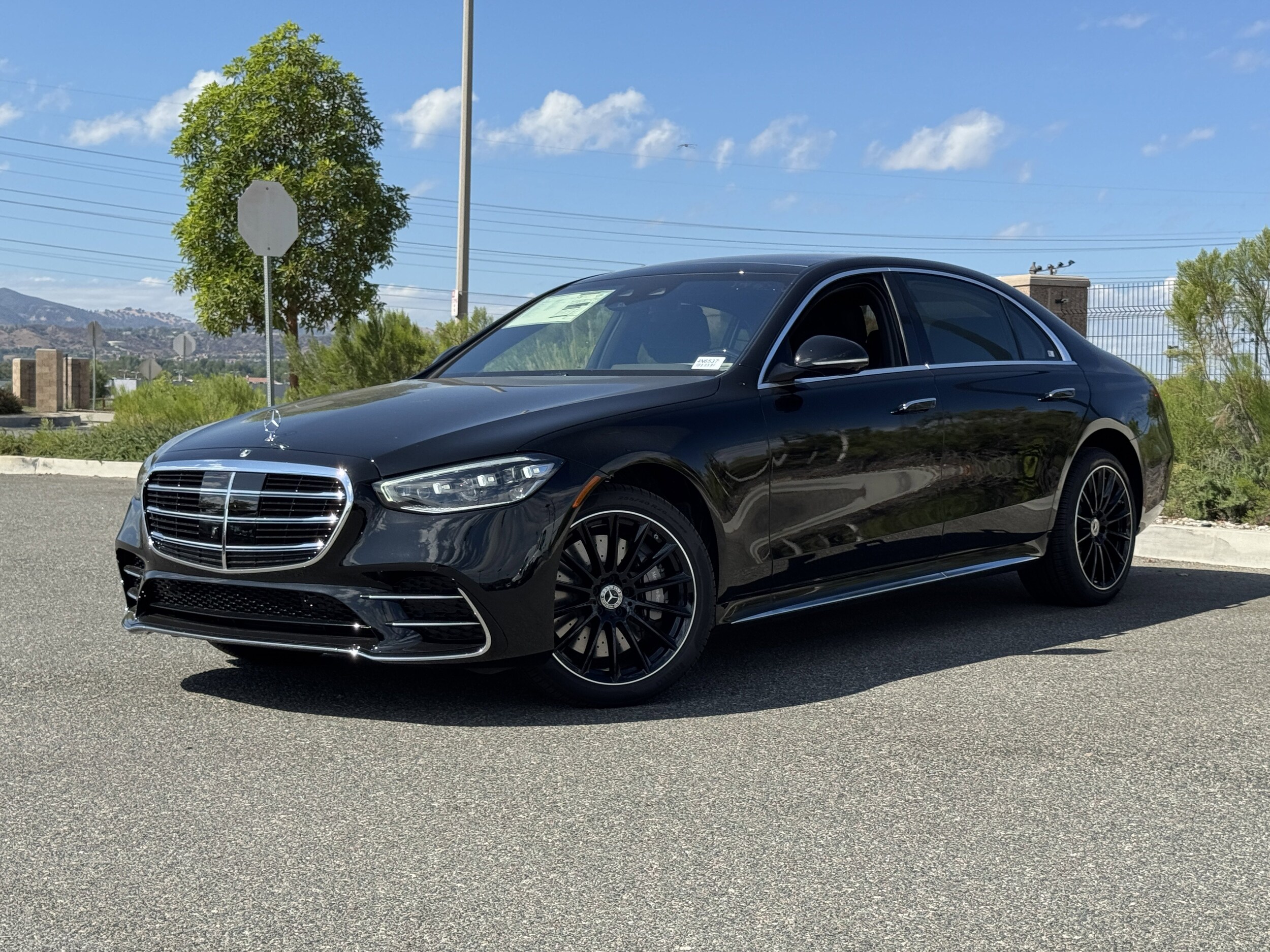 2026 Mercedes Benz S 580 4MATIC photo 2