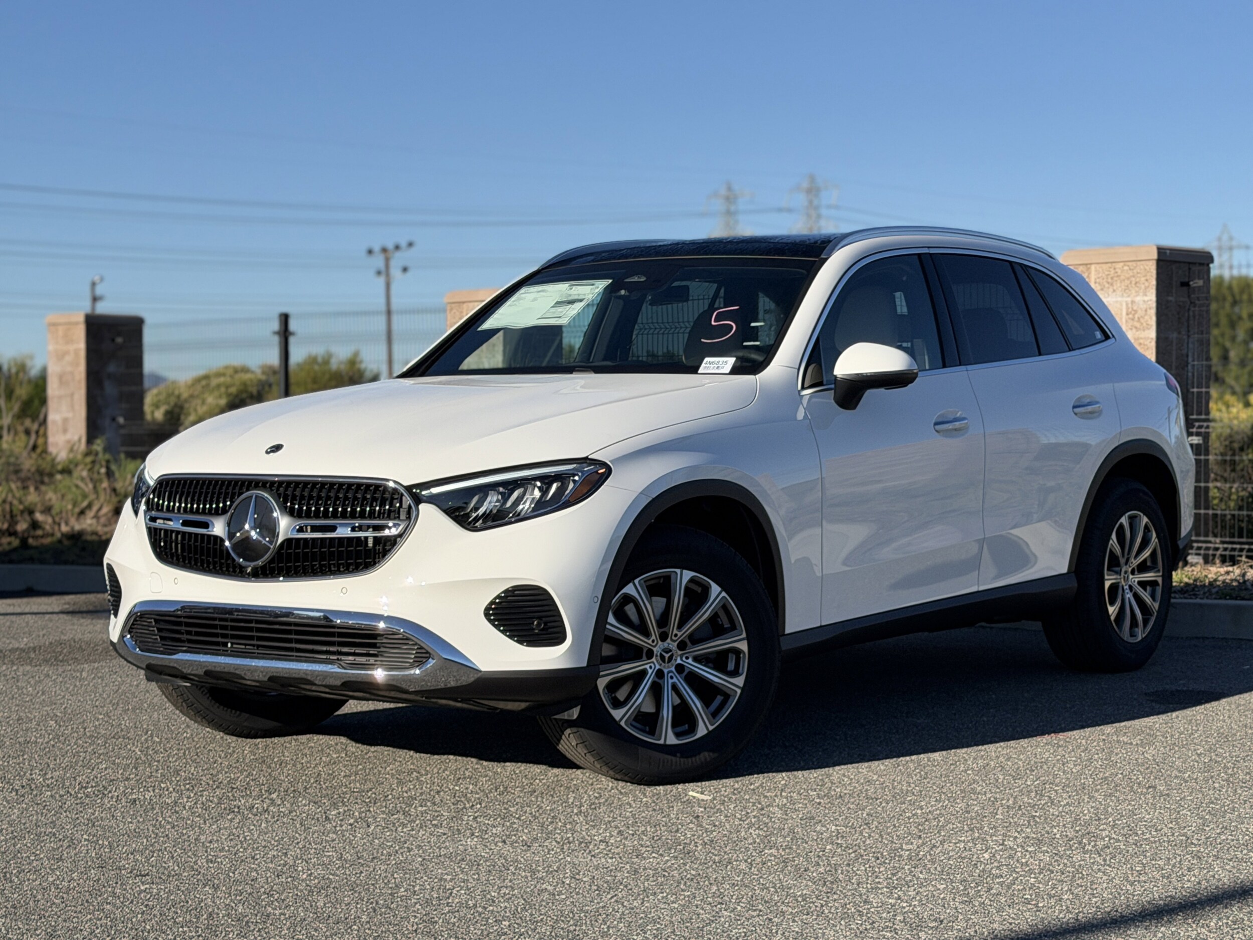 2026 Mercedes Benz GLC 300 4MATIC photo 2