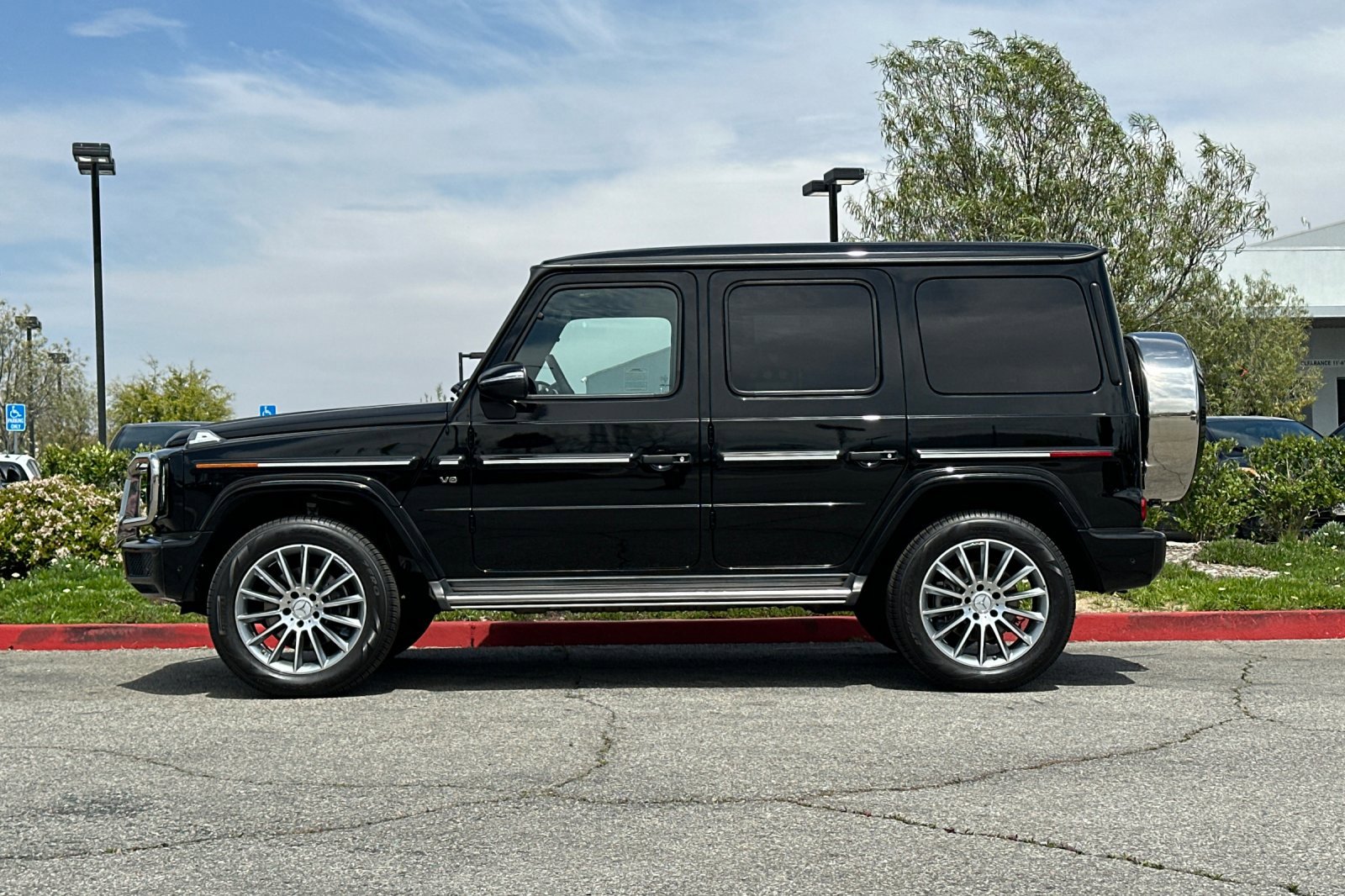2023 Mercedes Benz G 550 photo 3