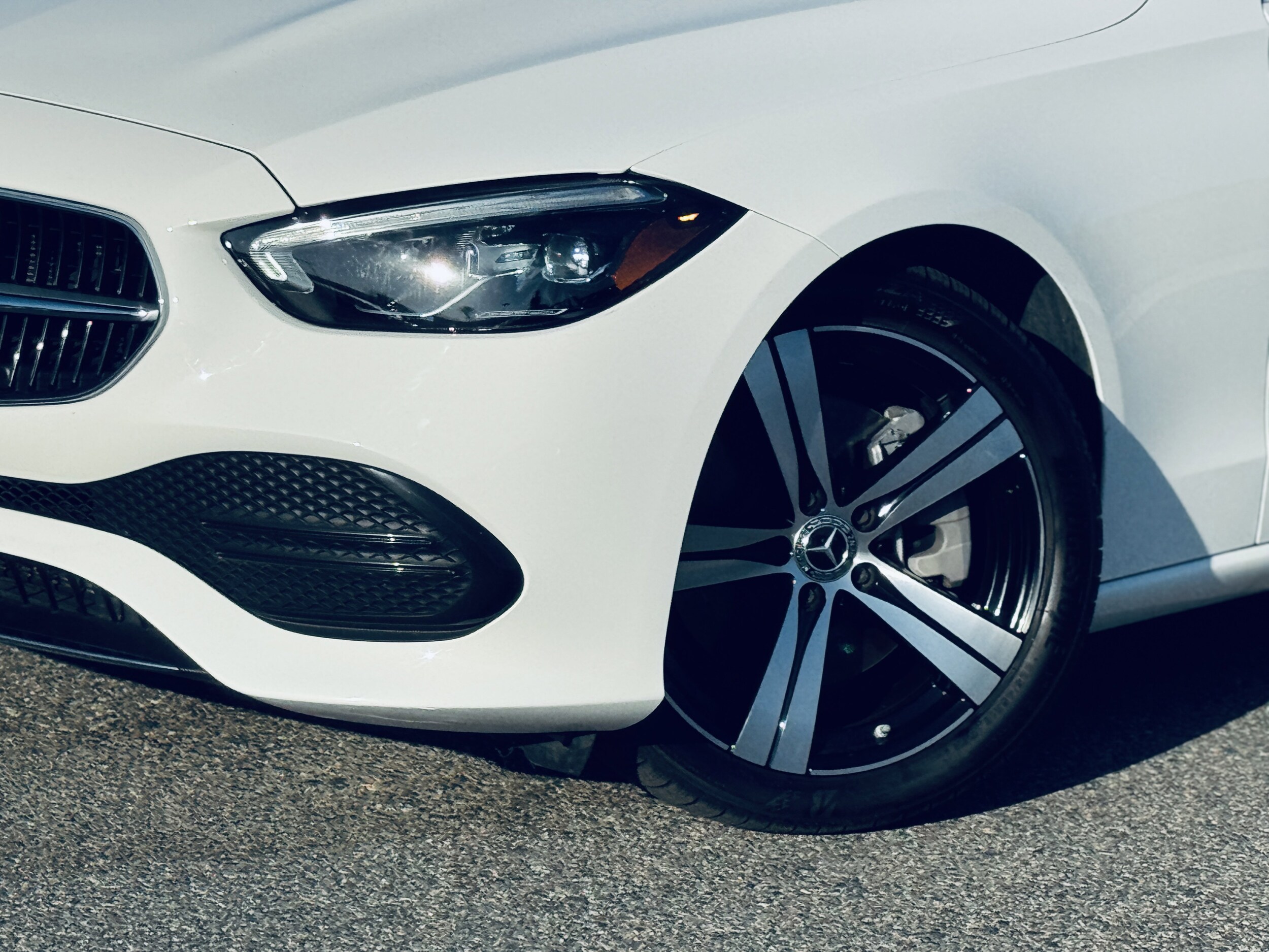 2022 Mercedes Benz C 300 Sedan photo 4