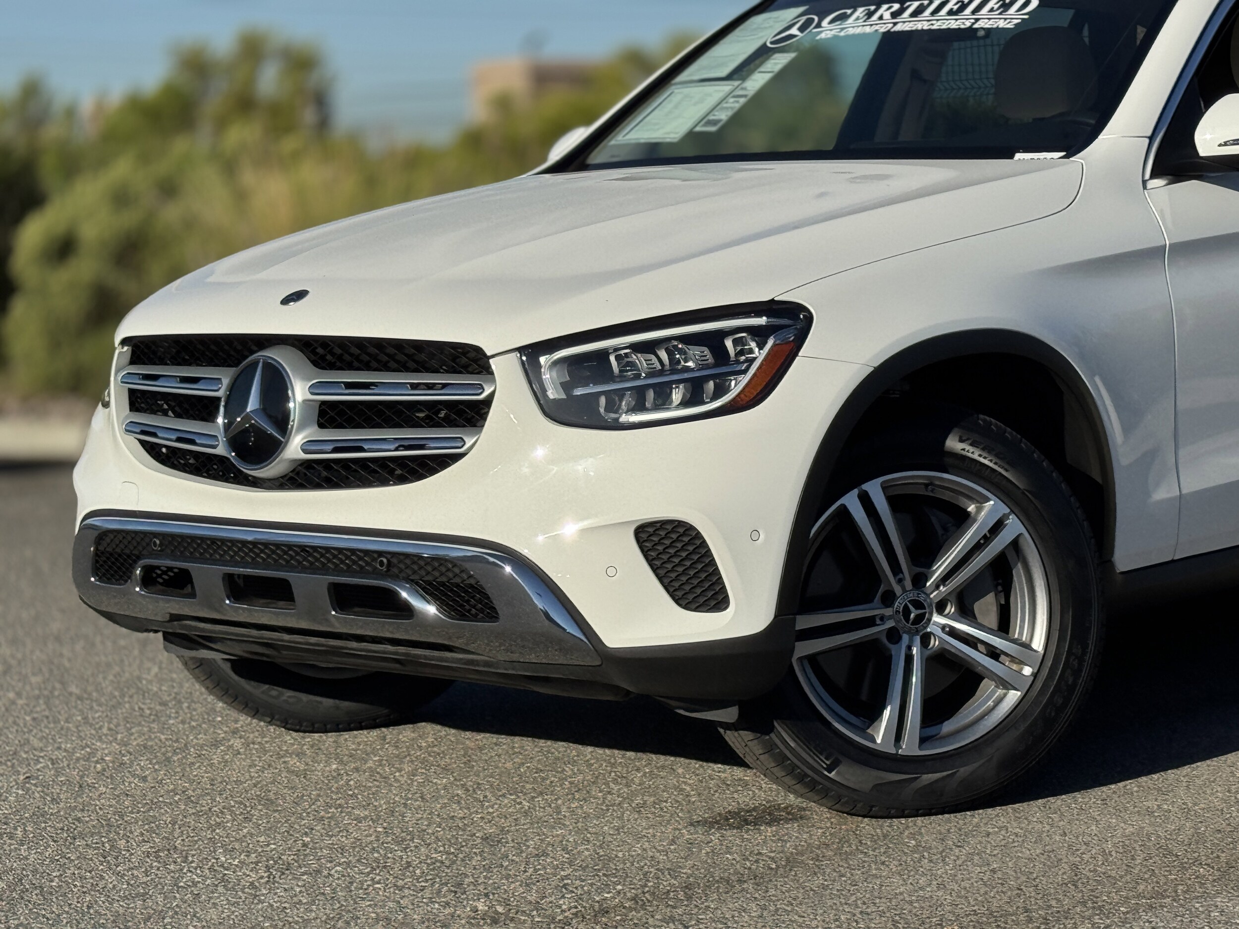 2022 Mercedes Benz GLC 300 4MATIC photo 3