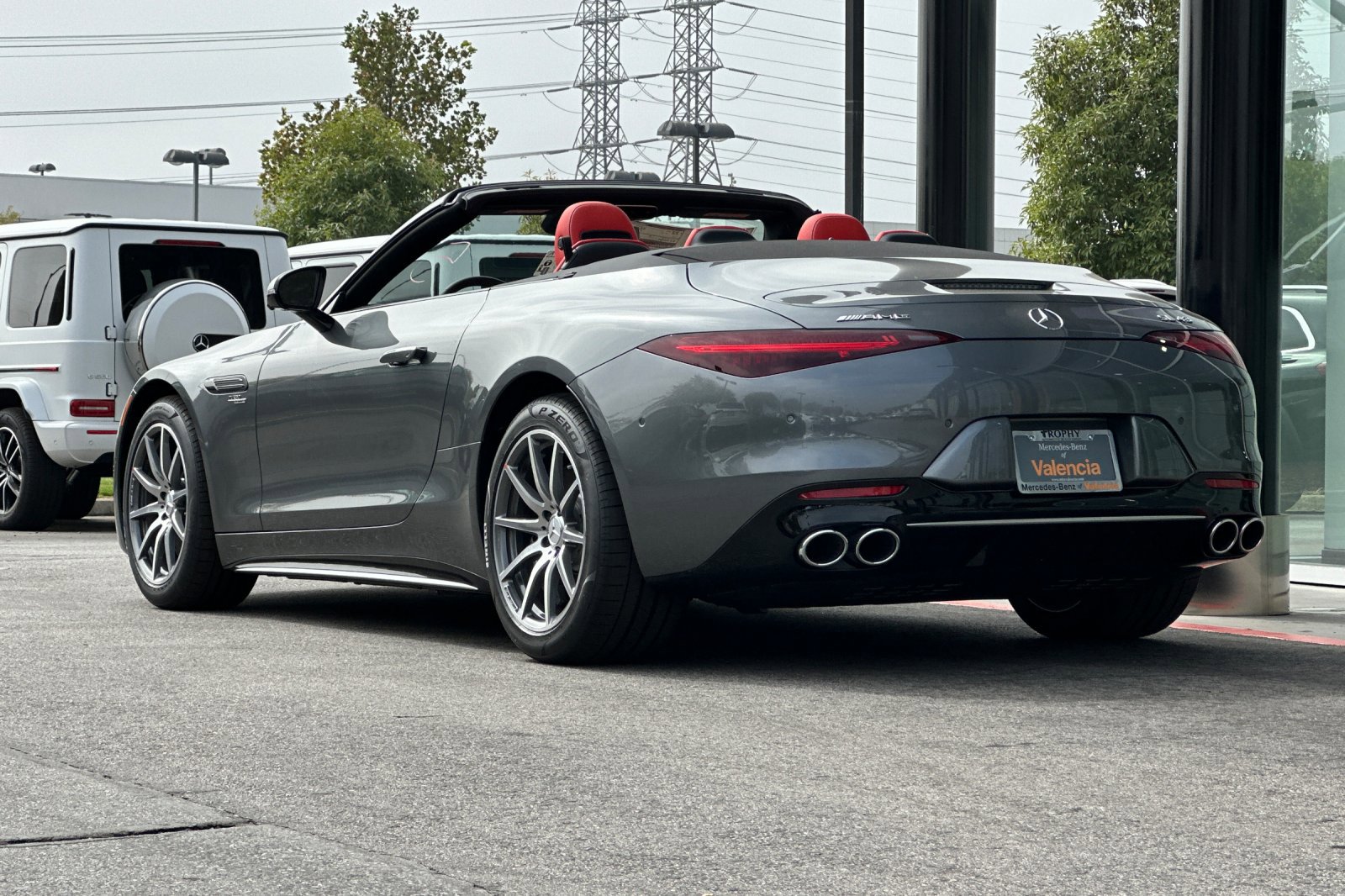 2025 Mercedes Benz SL AMG 43 photo 4
