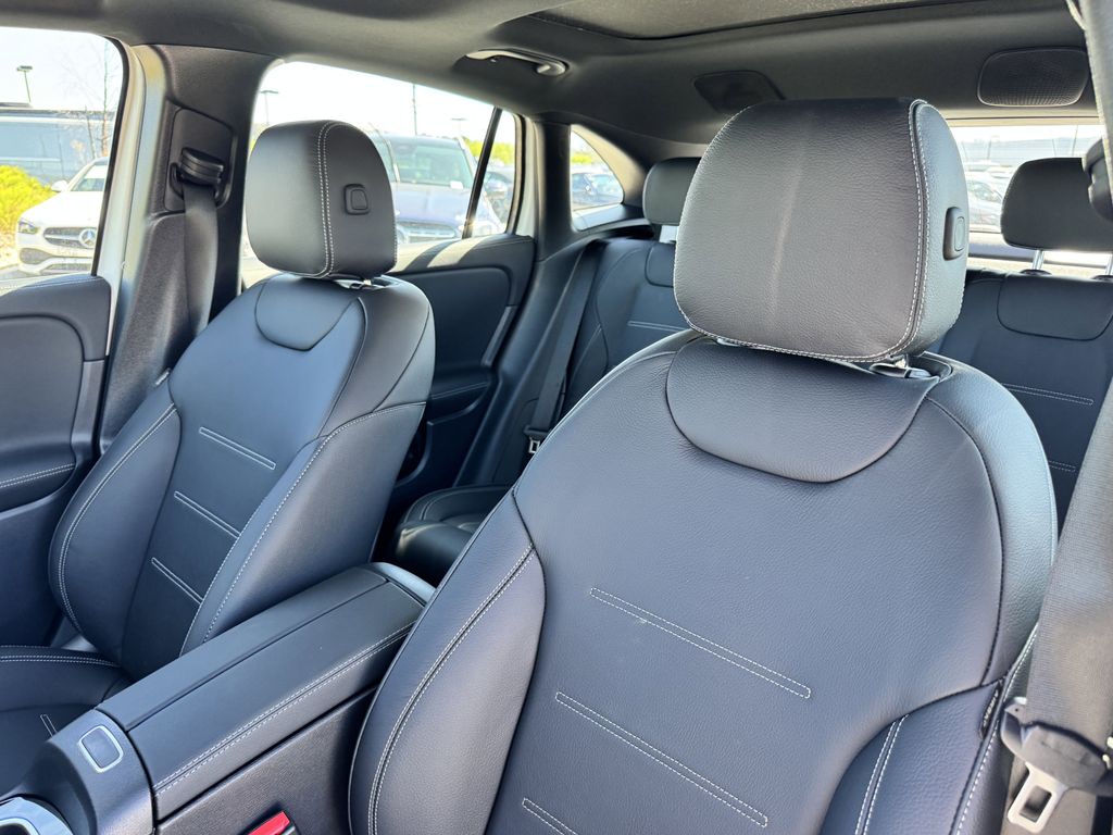2025 Mercedes-Benz GLA GLA35 AMG - Photo 22