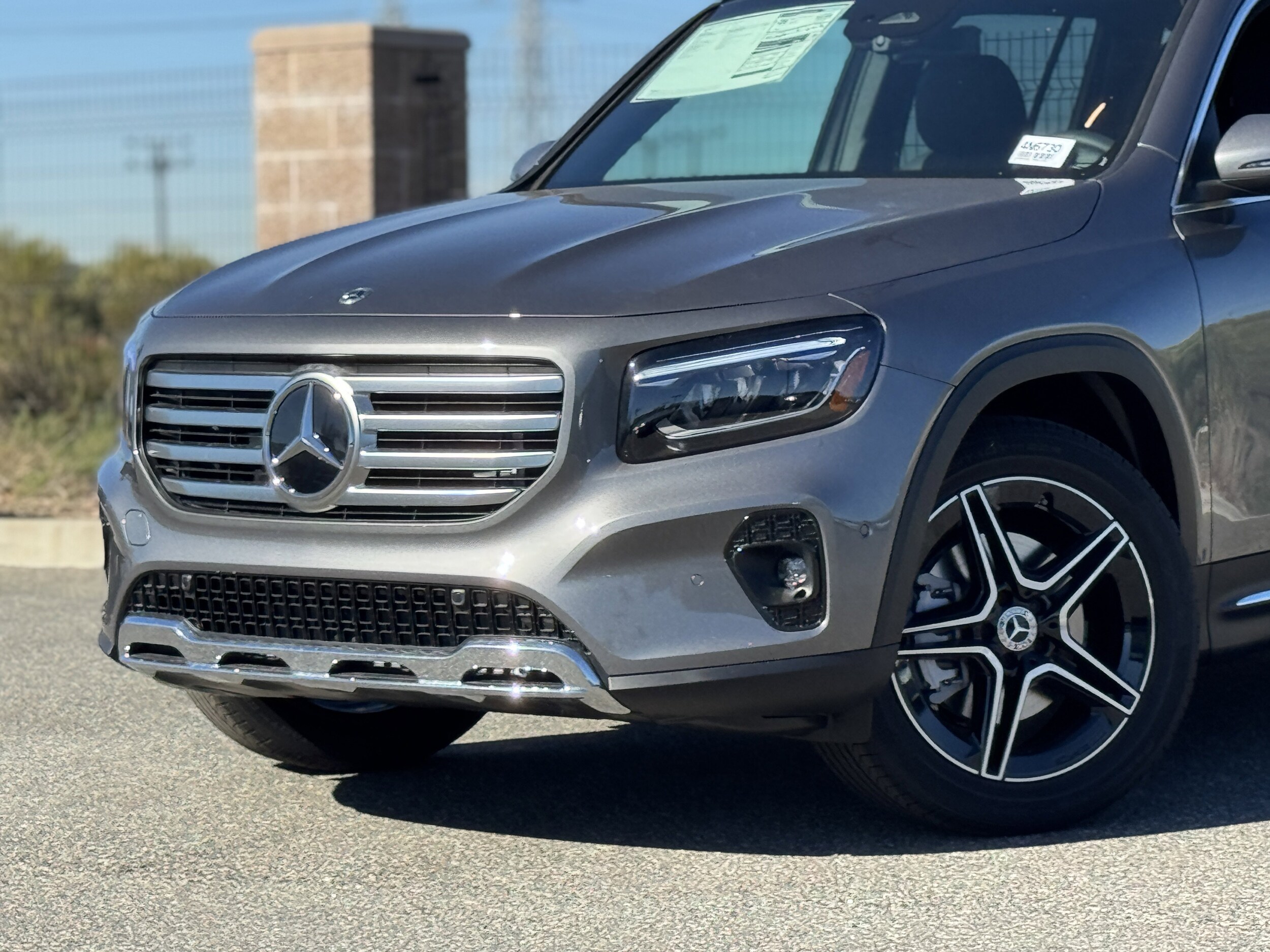 2026 Mercedes Benz GLB 250 photo 3
