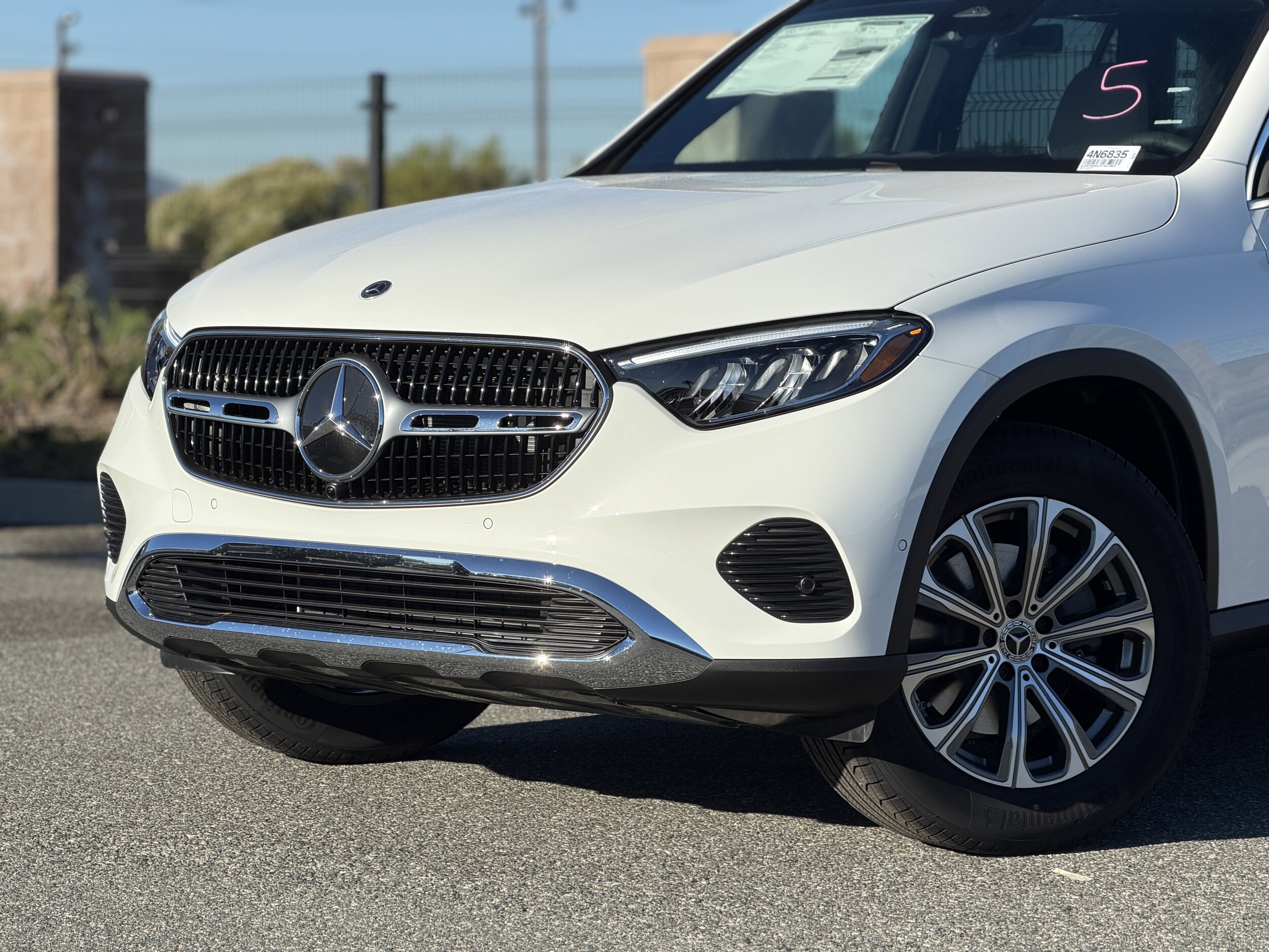 2026 Mercedes Benz GLC 300 4MATIC photo 3