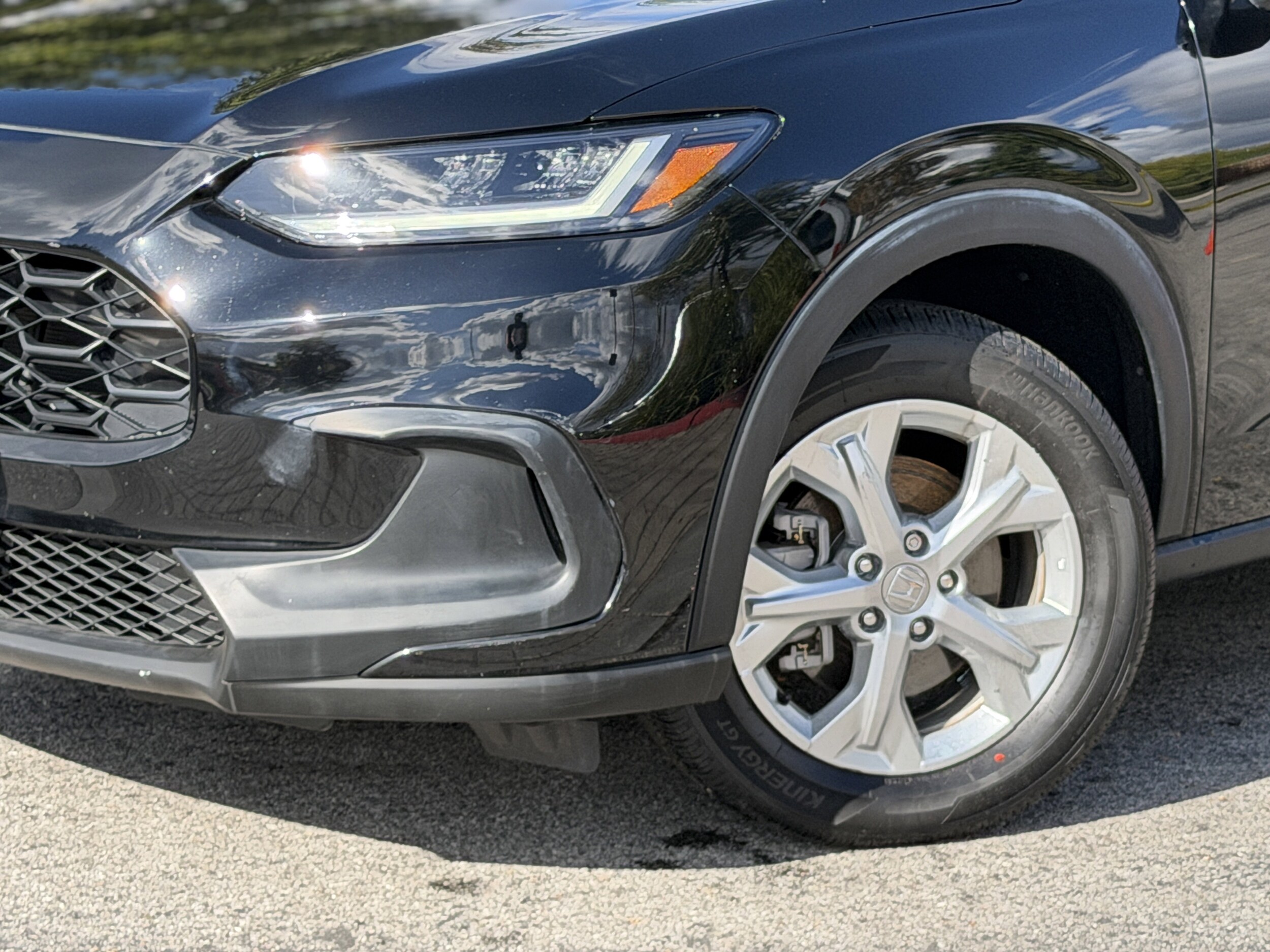 2023 Honda HR-V LX photo 3