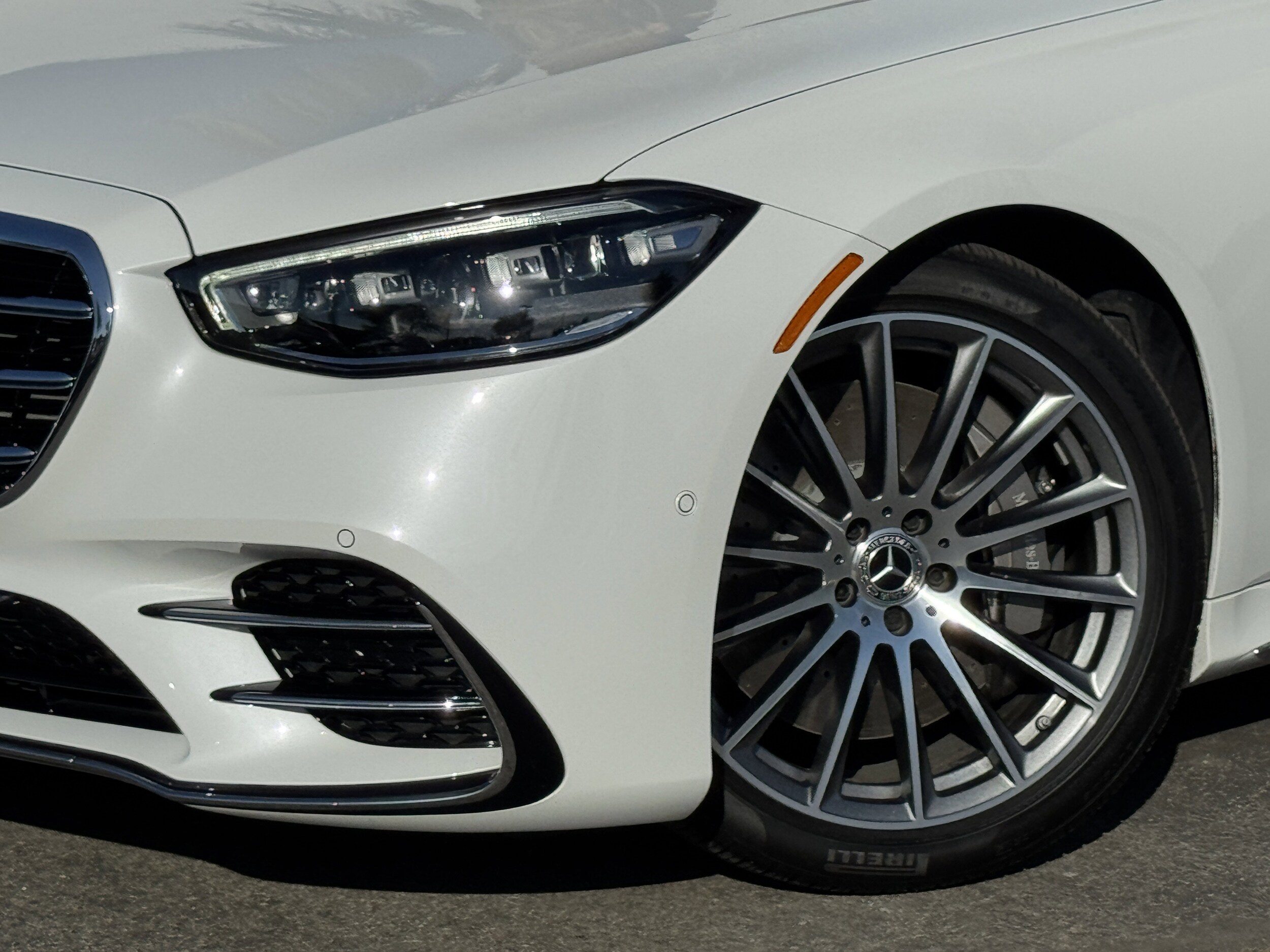 2025 Mercedes Benz S 580 photo 4