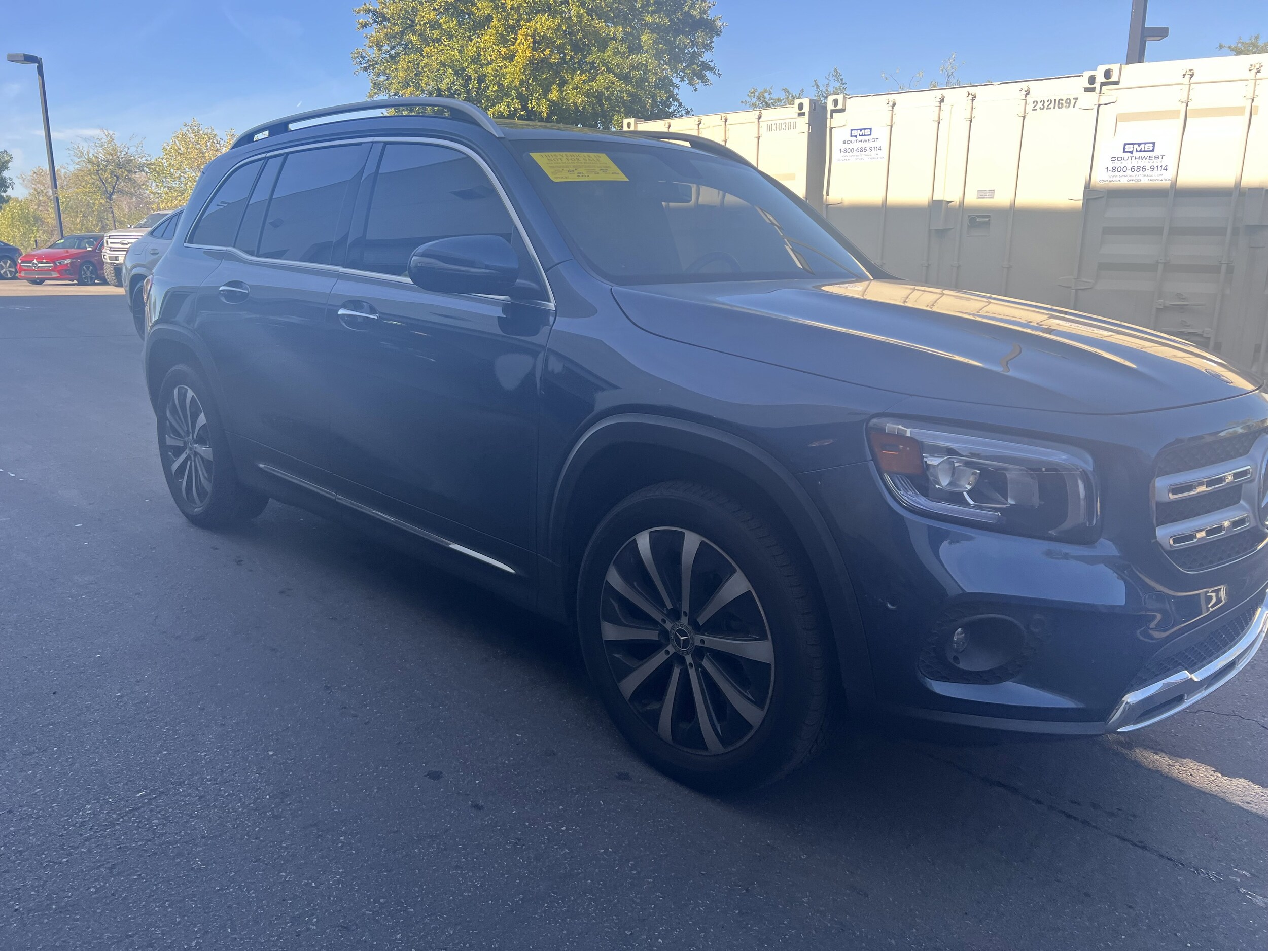 2023 Mercedes Benz GLB 250 photo 3