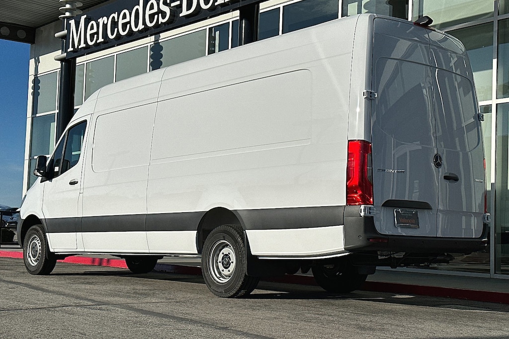 New 2024 Mercedes-Benz Sprinter 3500 Cargo 170 WB Van Extended Cargo Van