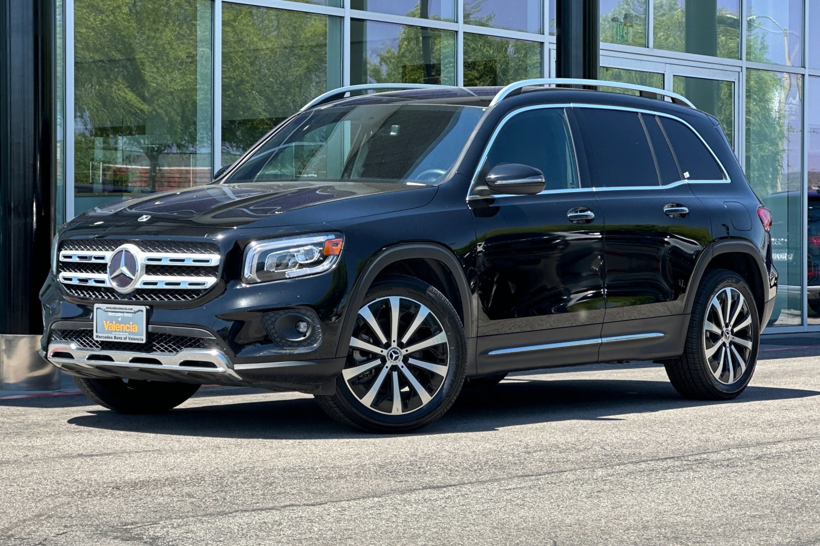 Used 2021 Mercedes-Benz GLB Base with VIN W1N4M4GB2MW102075 for sale in Santa Clarita, CA