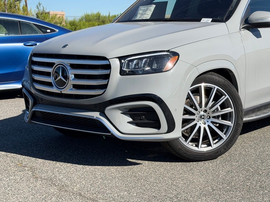 New 2026 Mercedes-Benz GLS 580 SUV