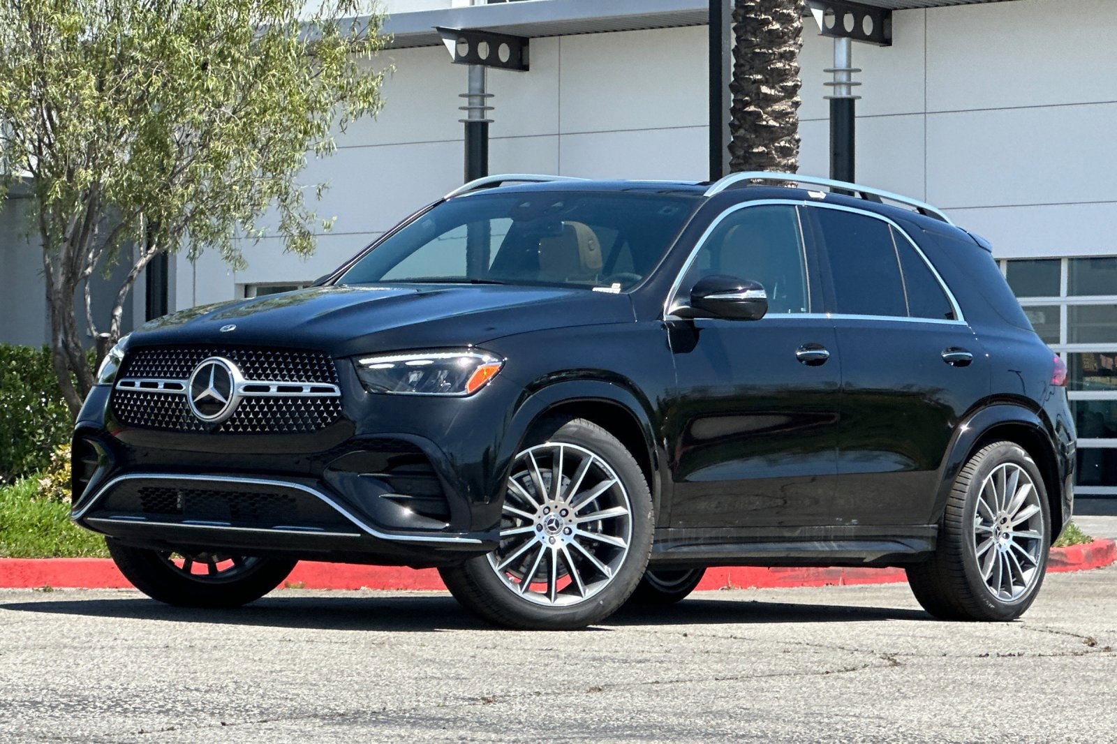 Used 2024 Mercedes-Benz GLE GLE580 with VIN 4JGFB8FBXRB180385 for sale in Santa Clarita, CA