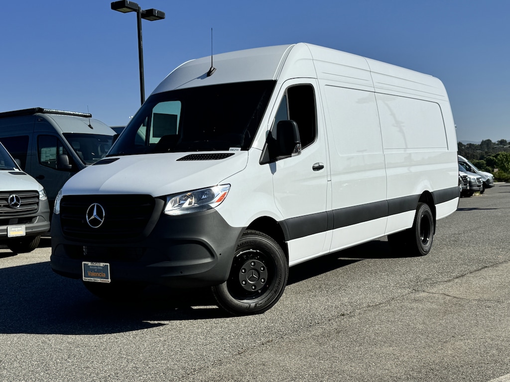 New 2025 Mercedes-Benz Sprinter 4500 Extended Cargo Van 170 in. WB Van Extended Cargo Van