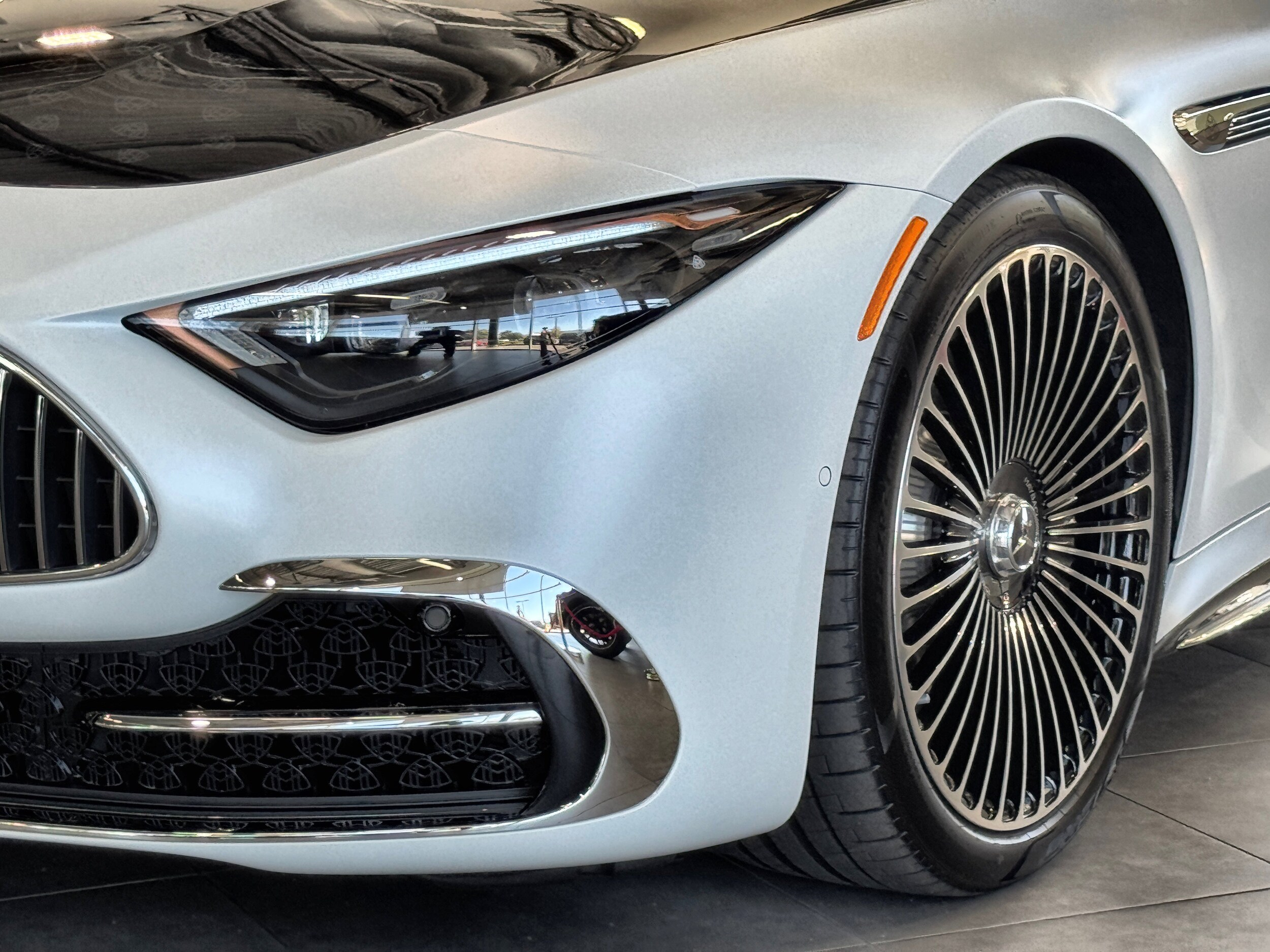 2026 Mercedes Benz SL photo 3