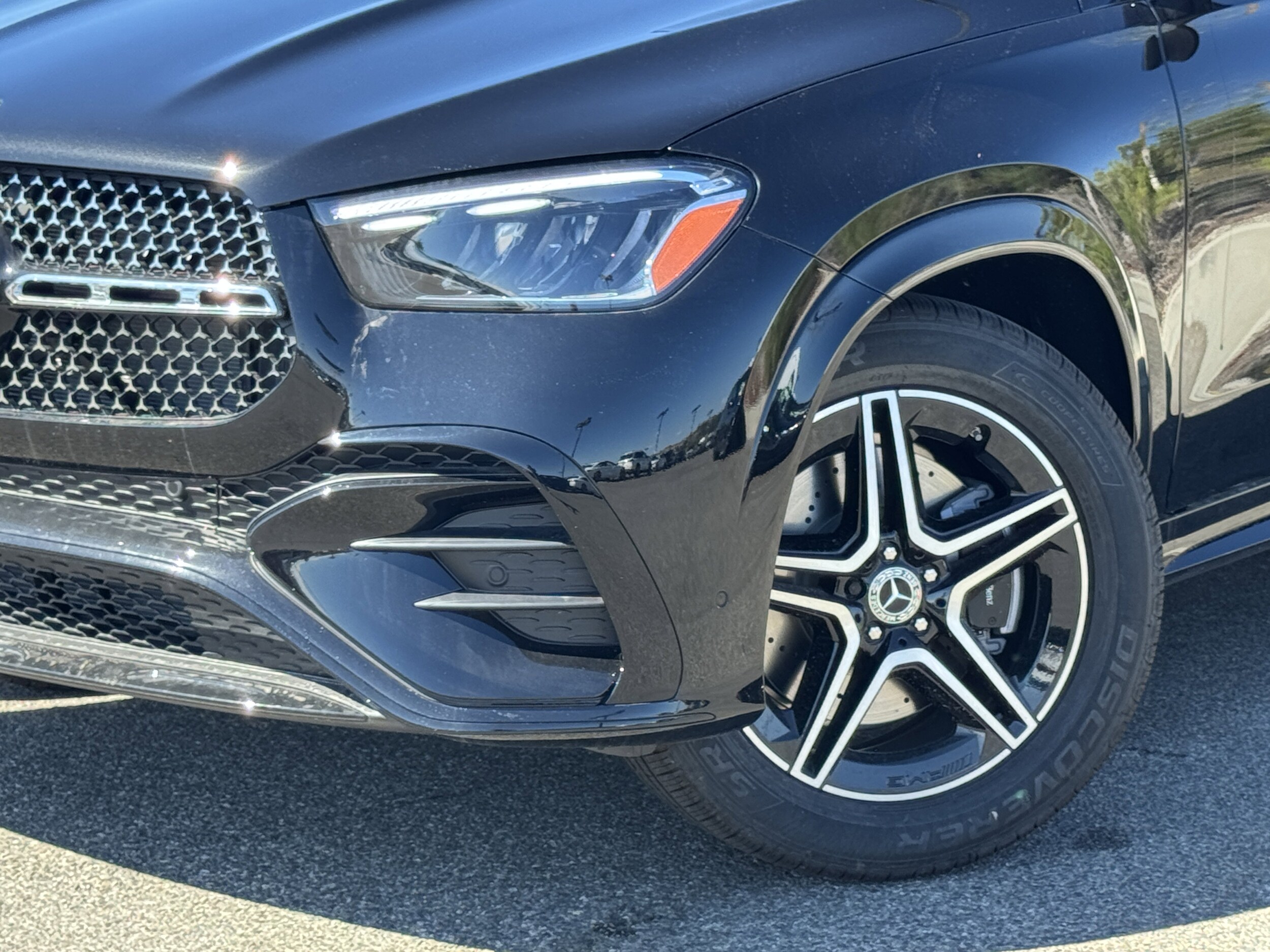 2026 Mercedes Benz GLE 350 4MATIC photo 2