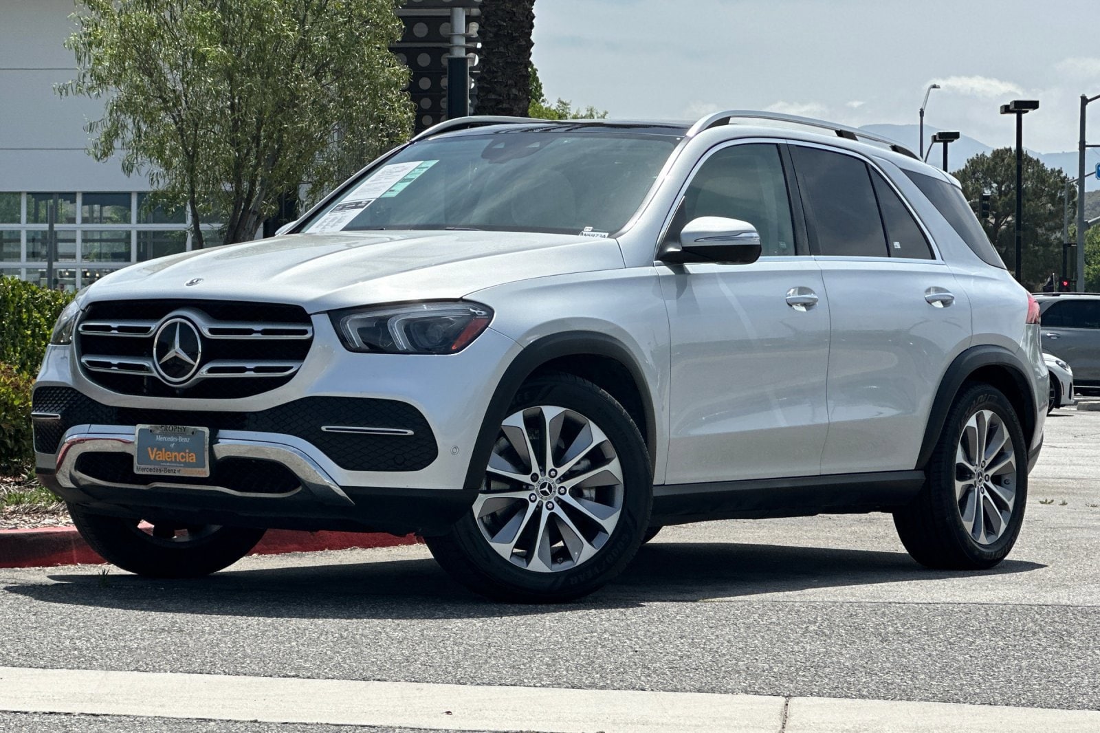 Used 2021 Mercedes-Benz GLE GLE350 with VIN 4JGFB4JB4MA457353 for sale in Santa Clarita, CA