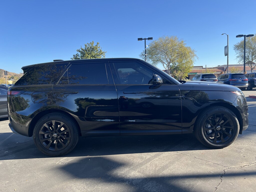 Used 2025 Land Rover Range Rover Sport SE SUV
