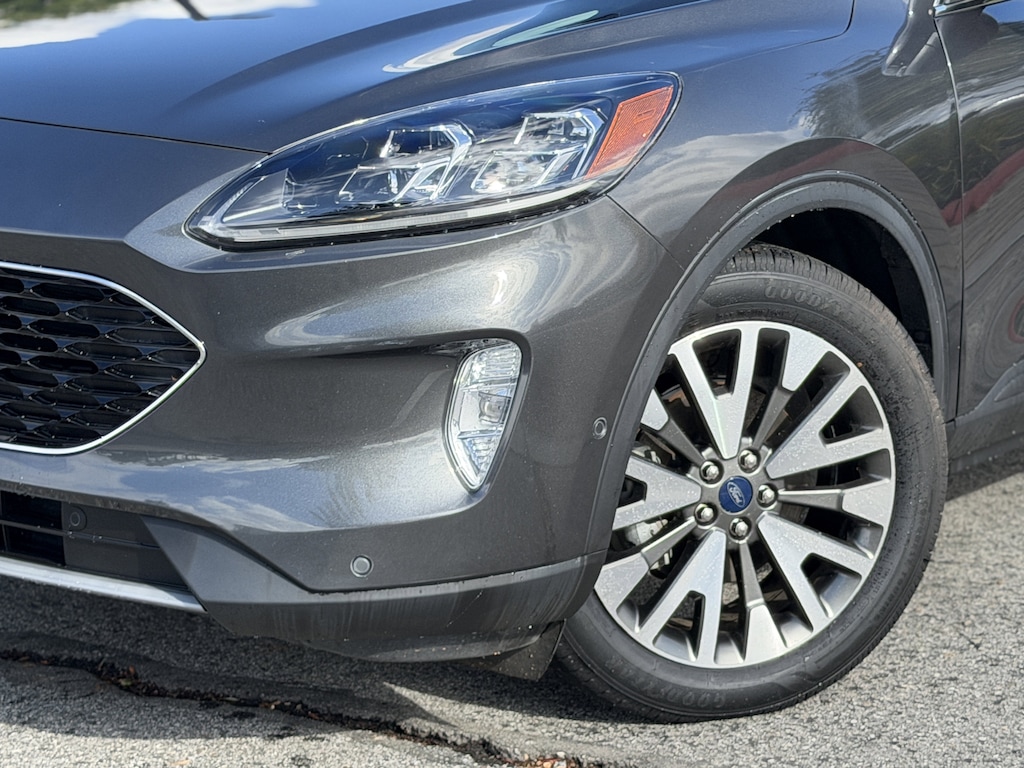 Used 2020 Ford Escape Titanium Hybrid SUV