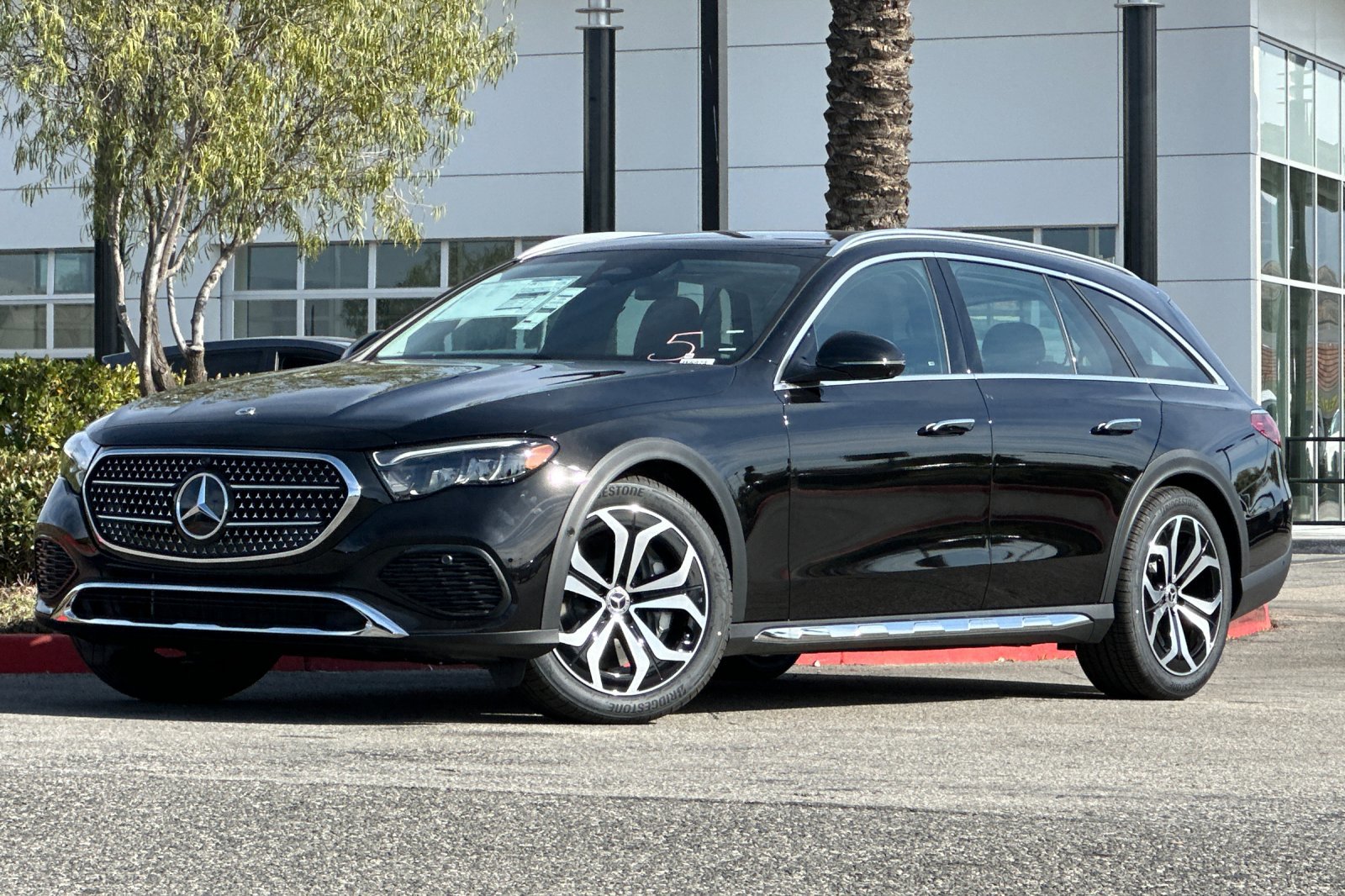 2025 Mercedes Benz E 450 photo 2