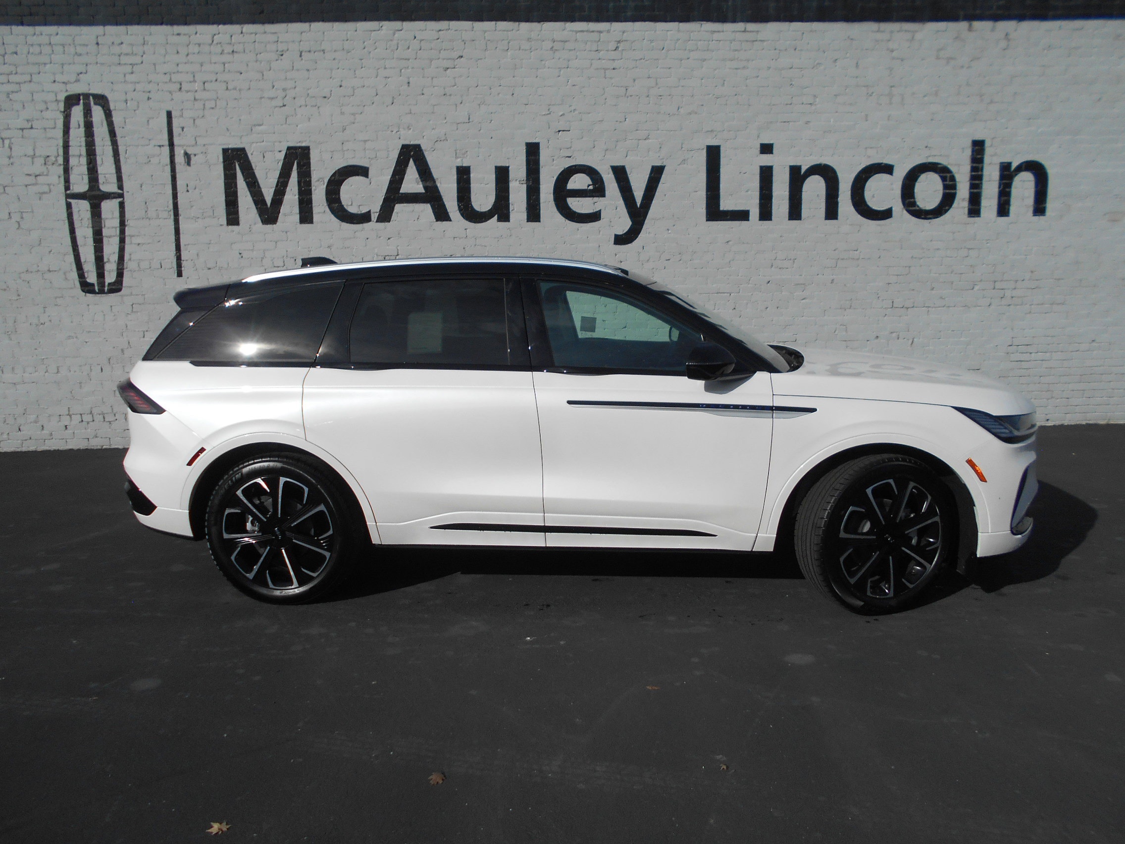 2026 Lincoln Nautilus Reserve's photo