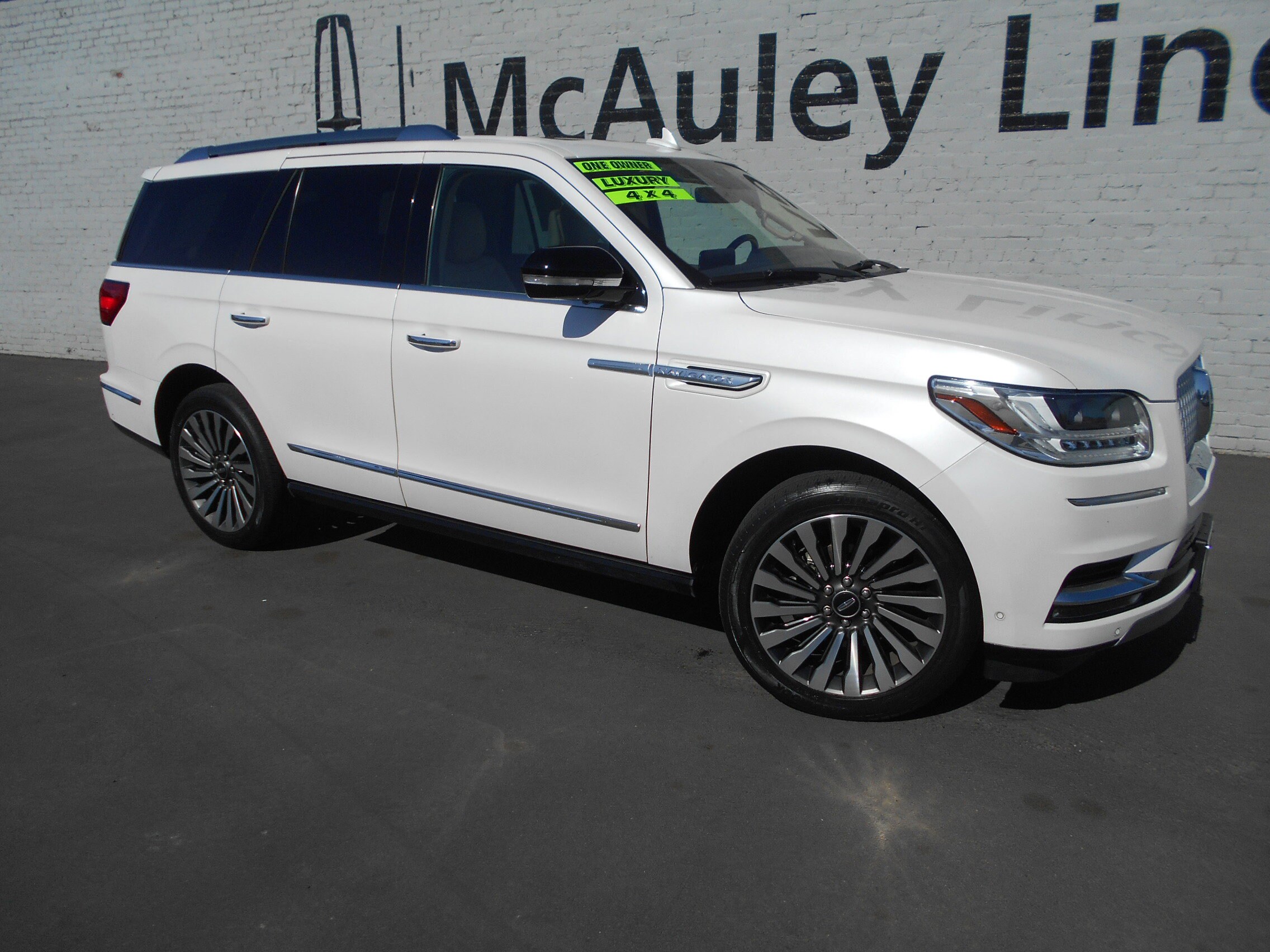 2019 Lincoln Navigator Reserve photo 2