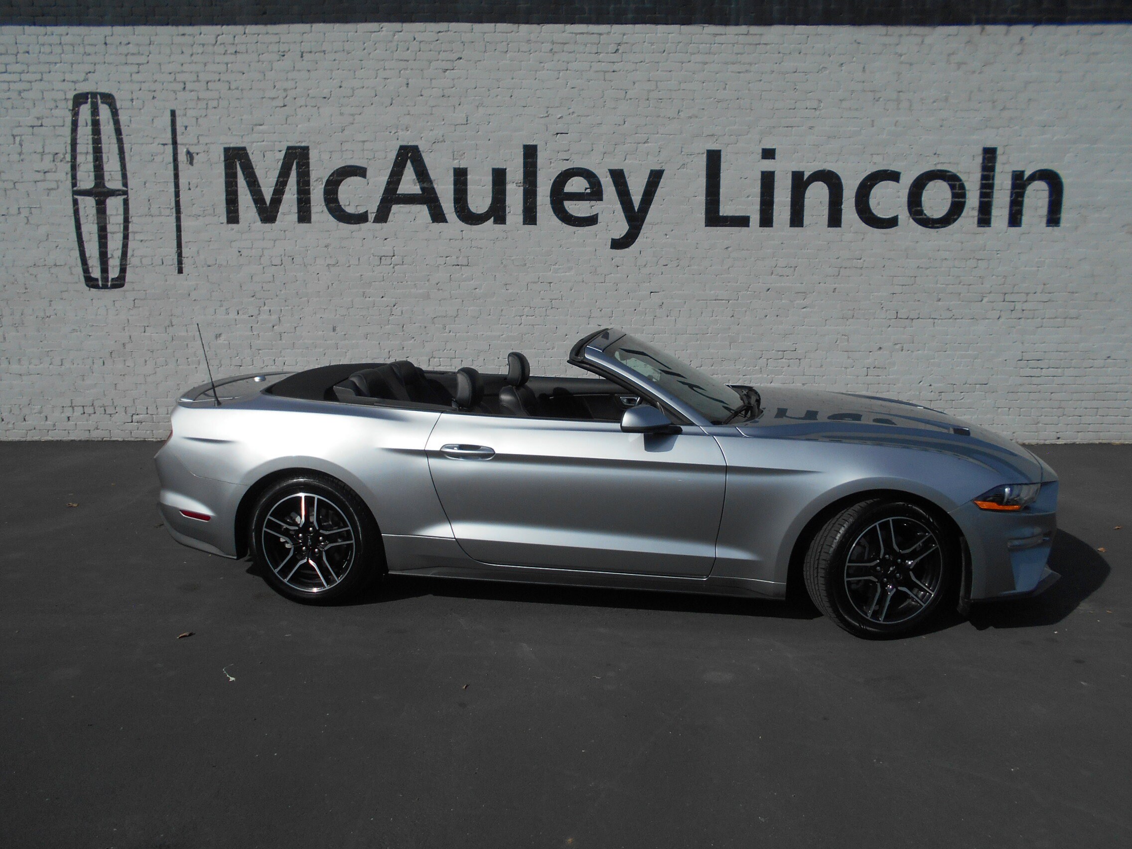 2021 Ford Mustang Convertible photo 2