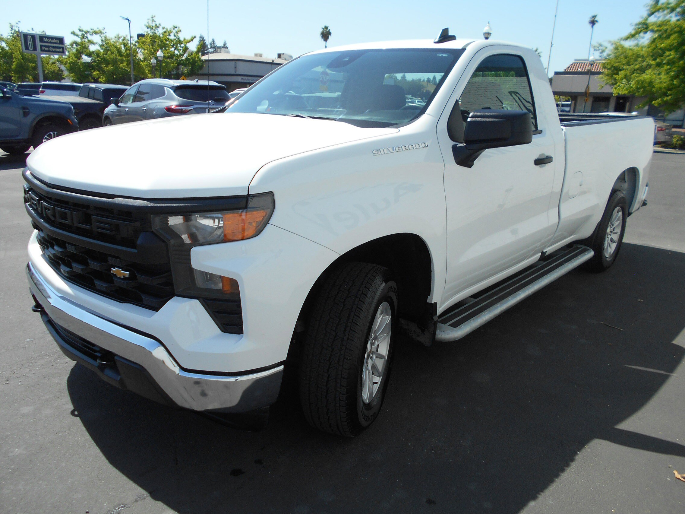 2024 Chevrolet Silverado 1500 Work Truck photo 4