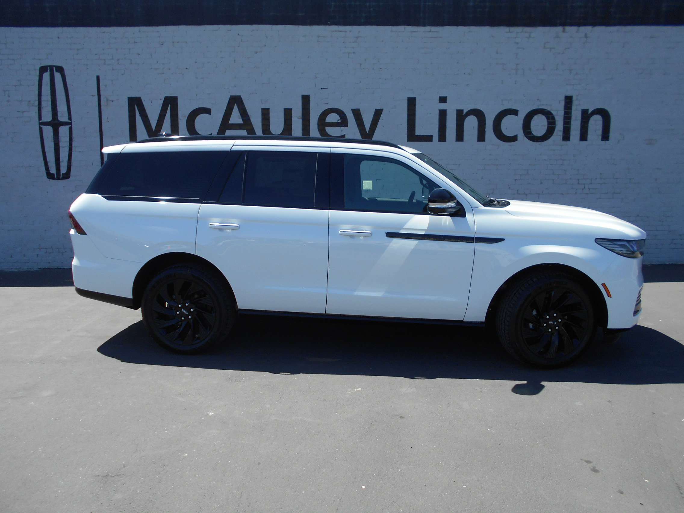 2027 Lincoln Navigator Reserve SUV