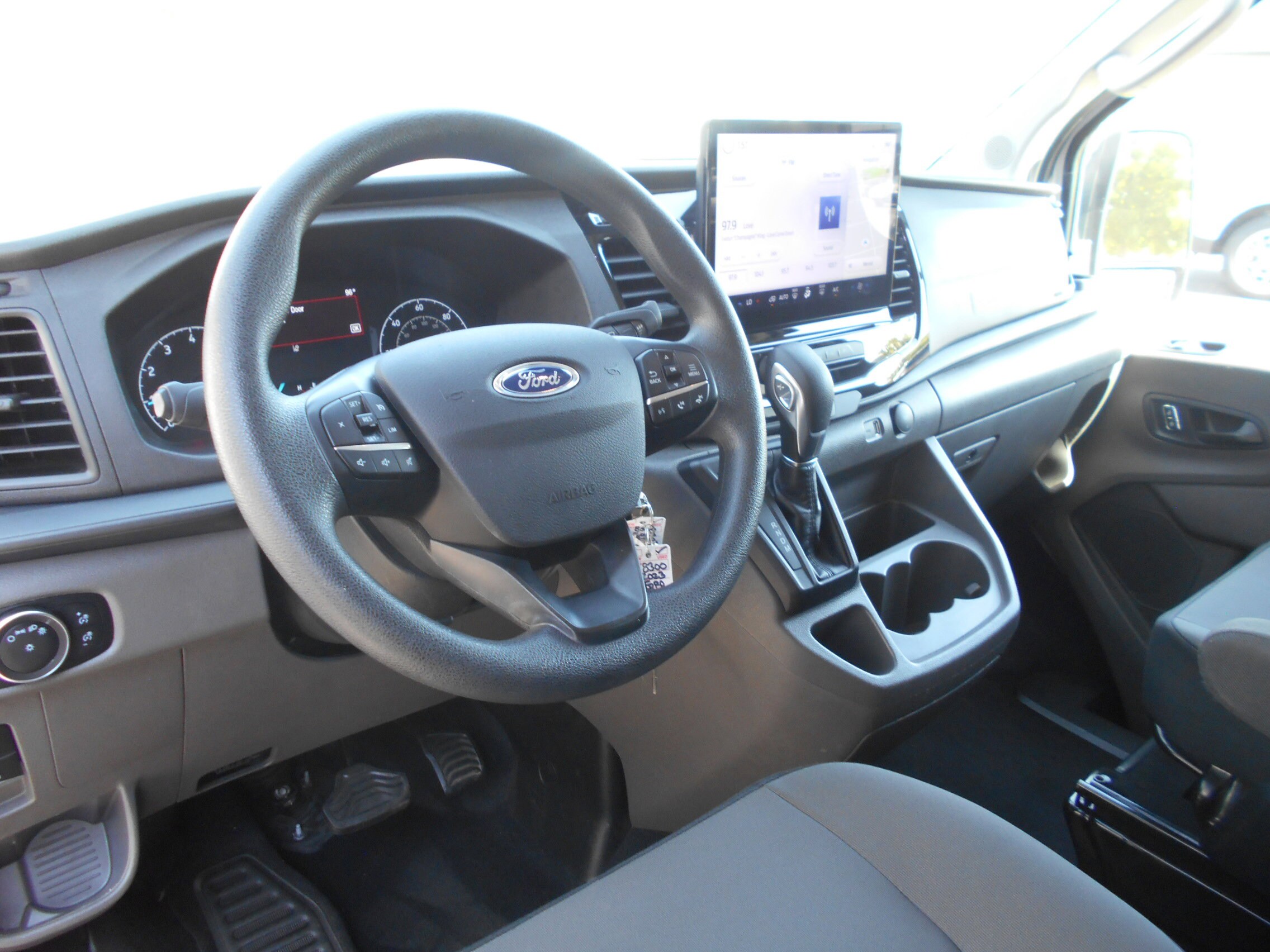 2023 Ford Transit Passenger Van XLT - Photo 6
