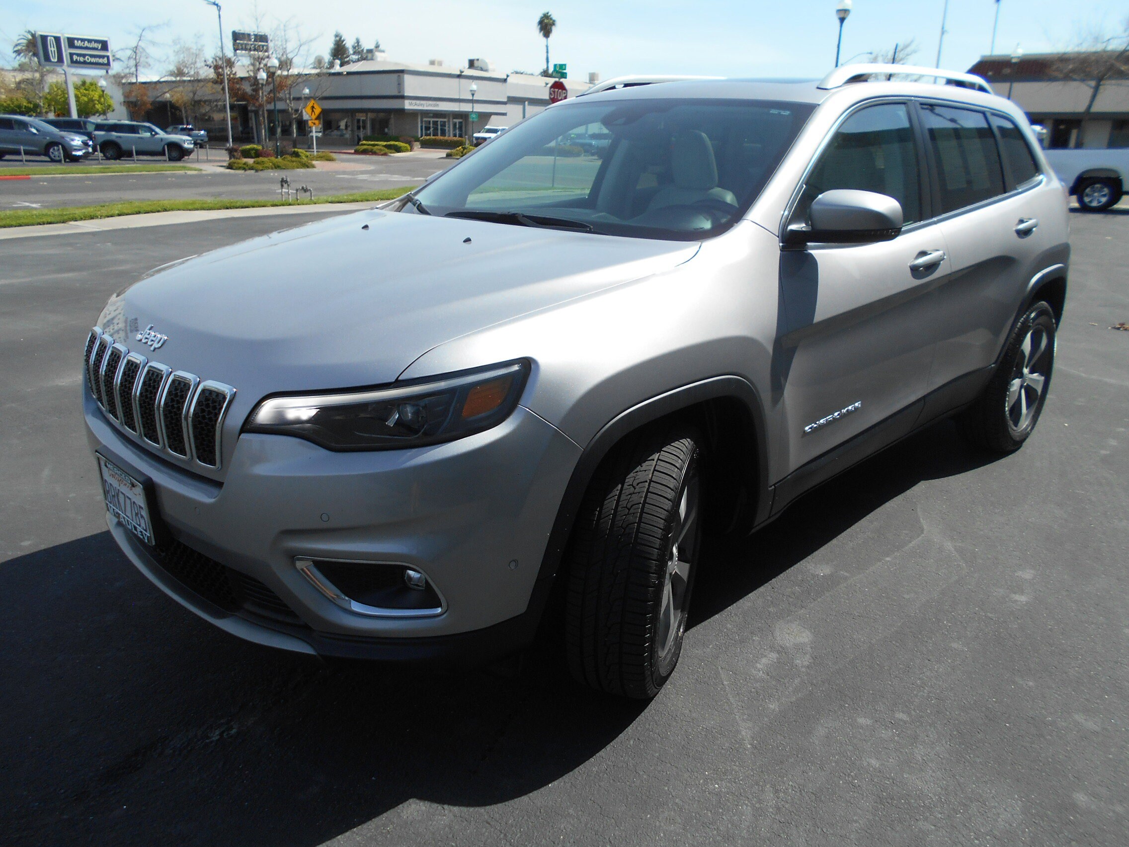 2020 Jeep Cherokee Limited photo 4