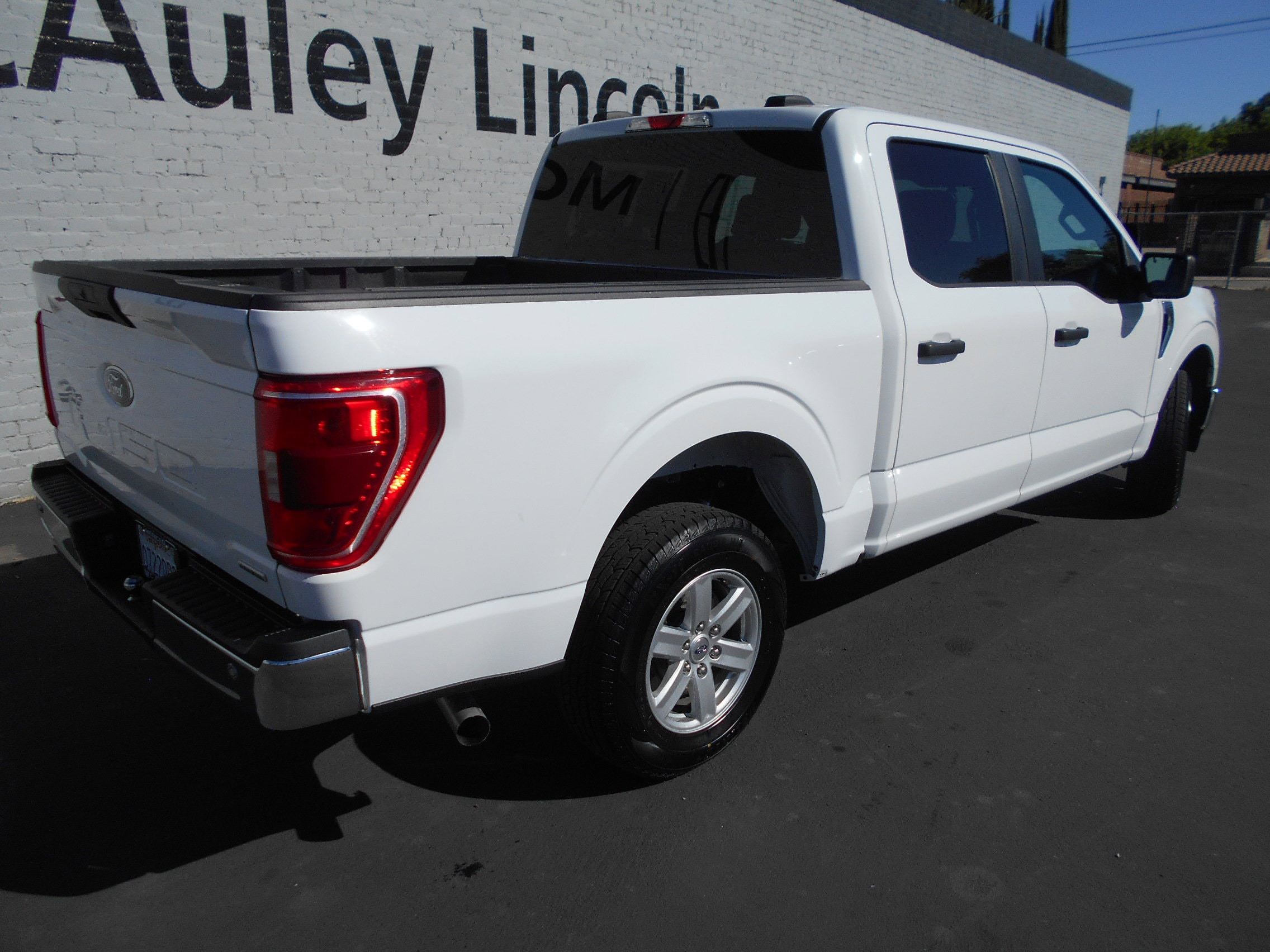 2023 Ford F-150 XLT - Photo 13
